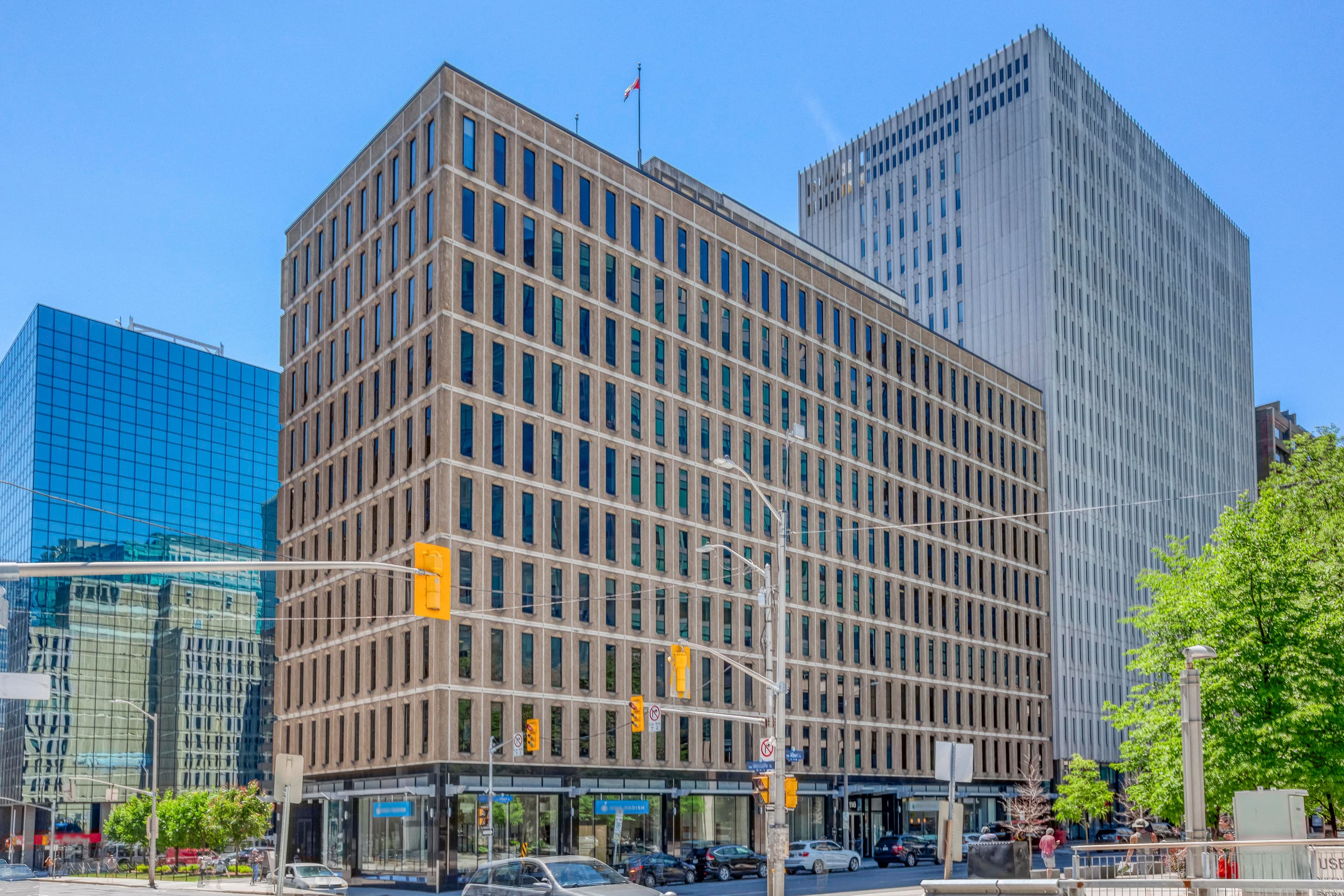 ON, Ottawa - Albert & Metcalfe image 3