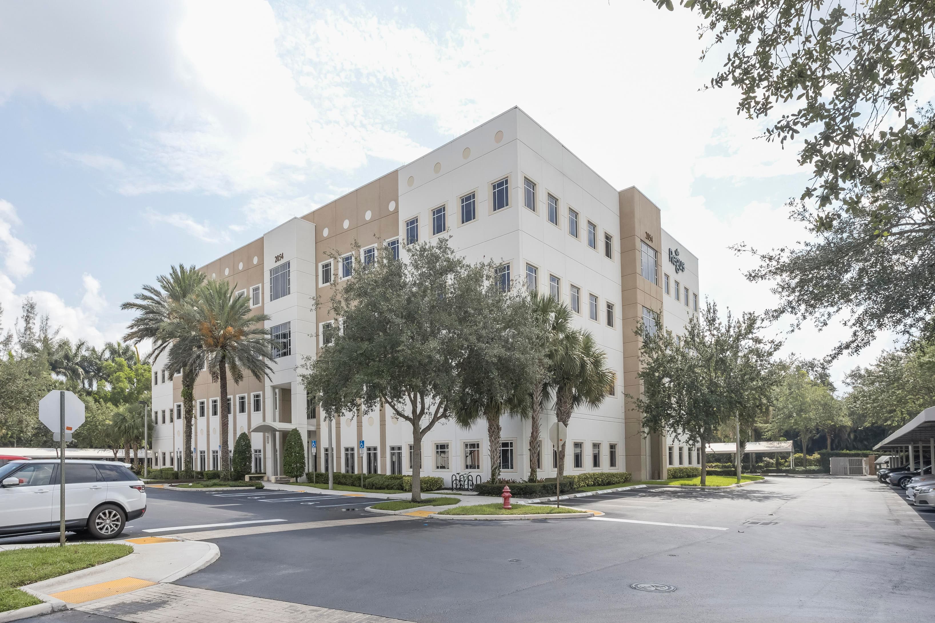 FL, West Palm Beach - Emerald View image 1