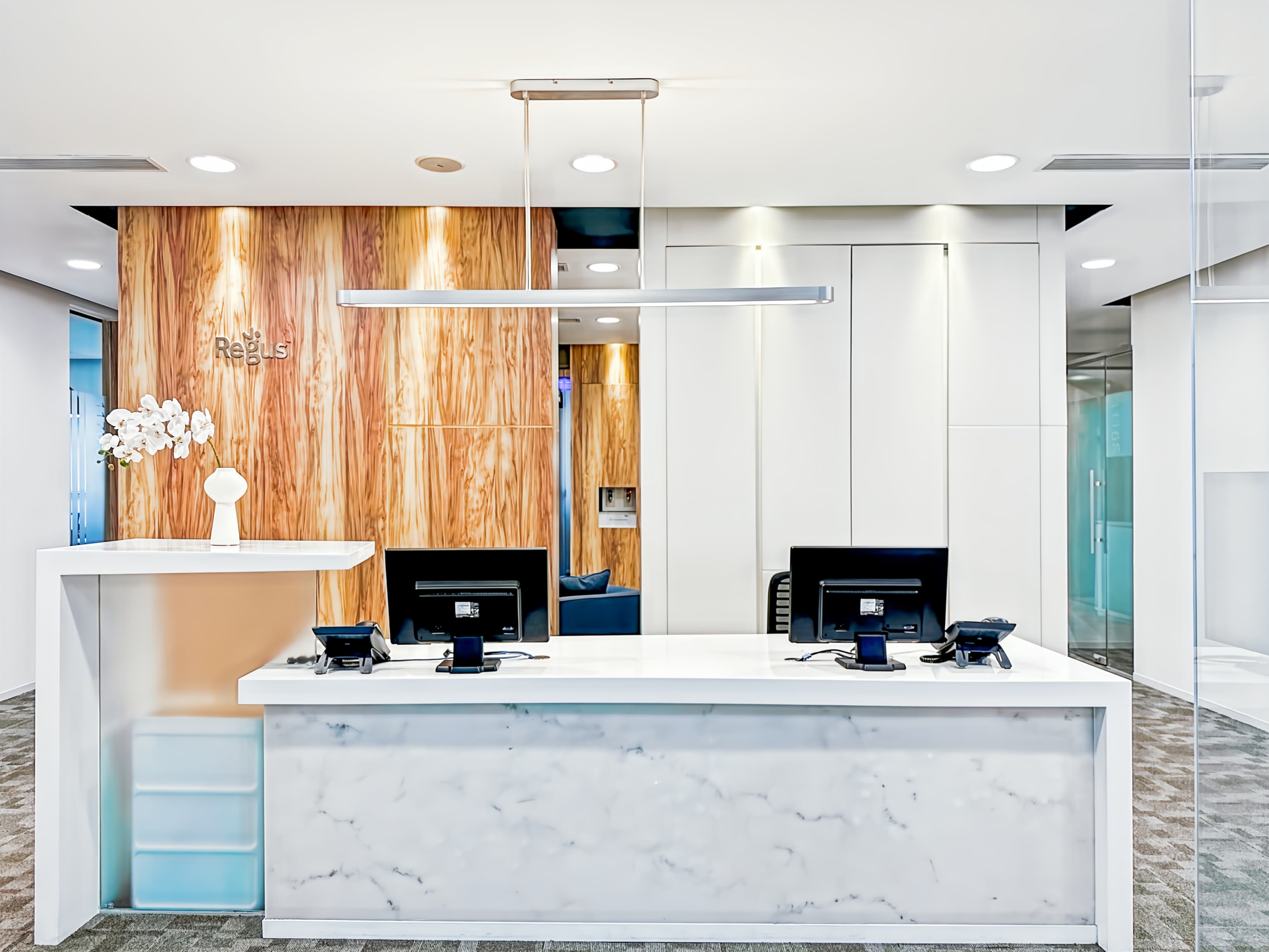 SHANGHAI, Carlton Building image 6