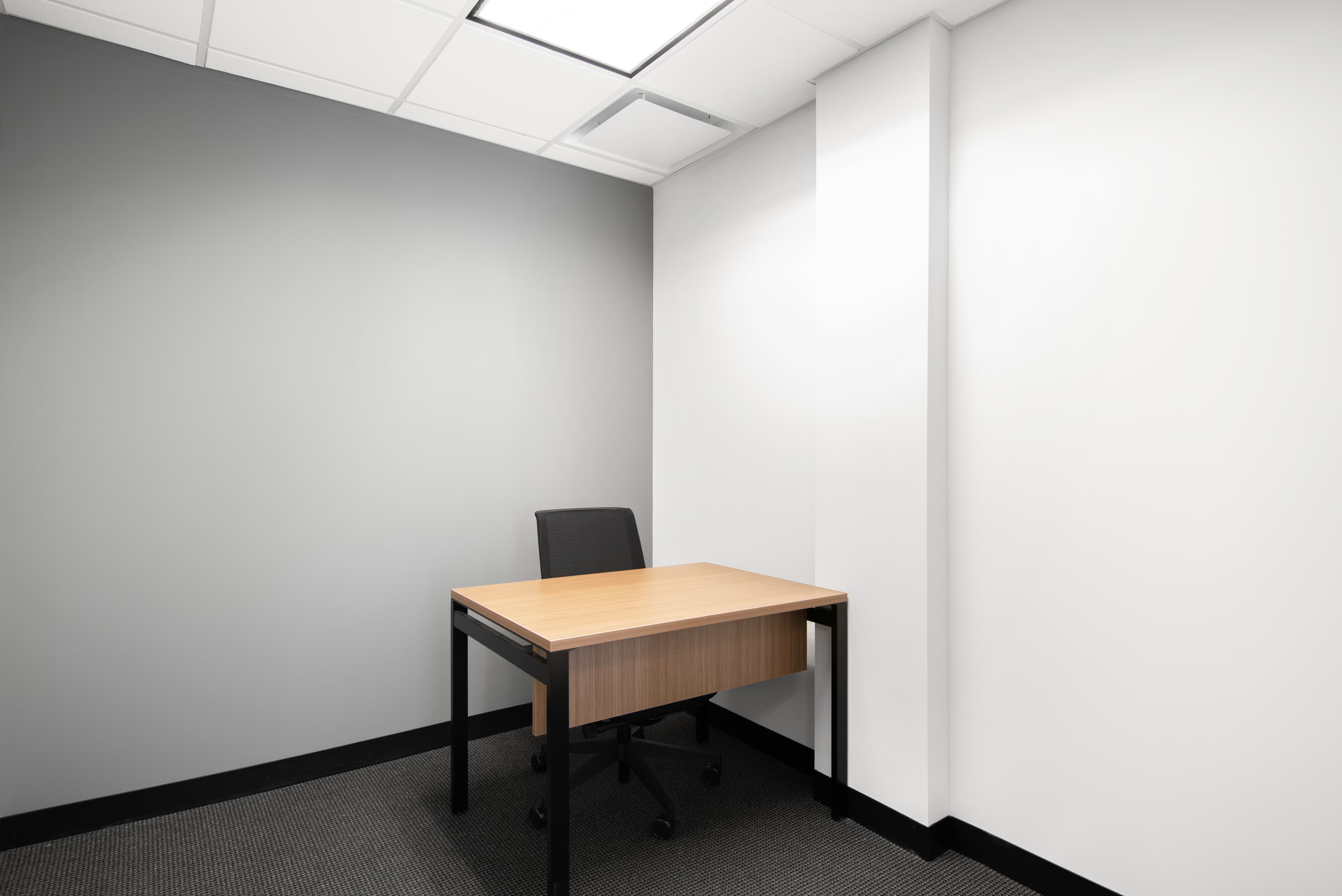 MA, Charlestown - Schraffts Center image 1