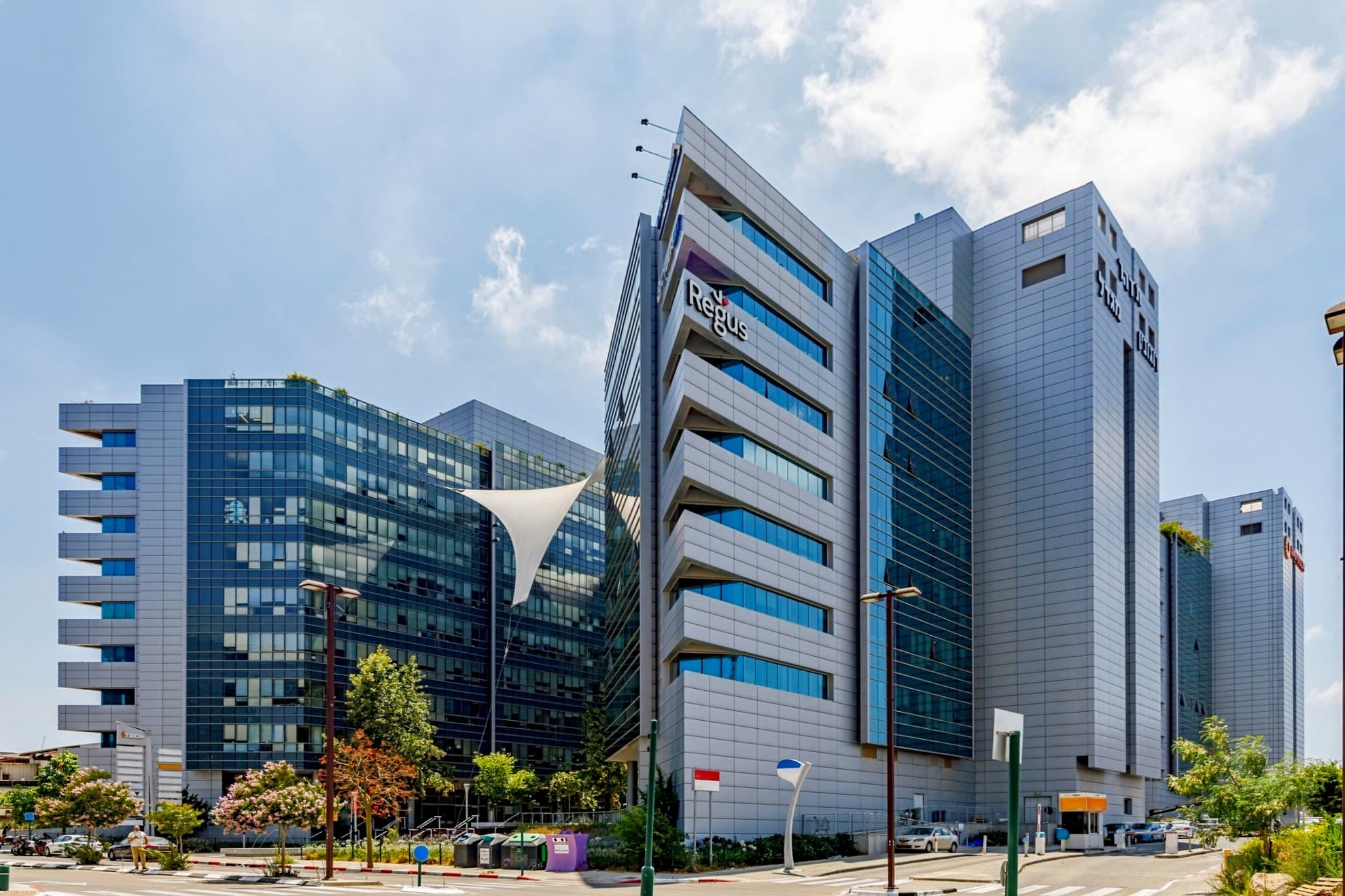 RA'ANANA, Business Park image 1