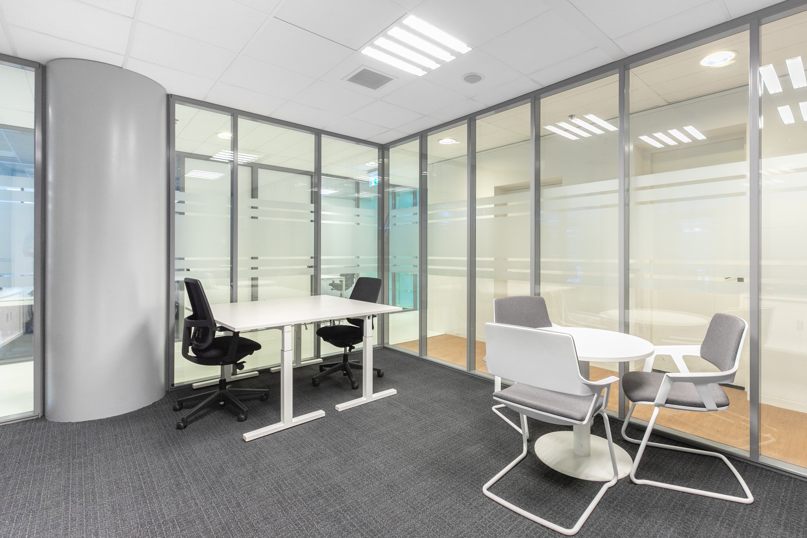 AMSTERDAM, Vinoly image 7 AMSTERDAM, Vinoly image 7