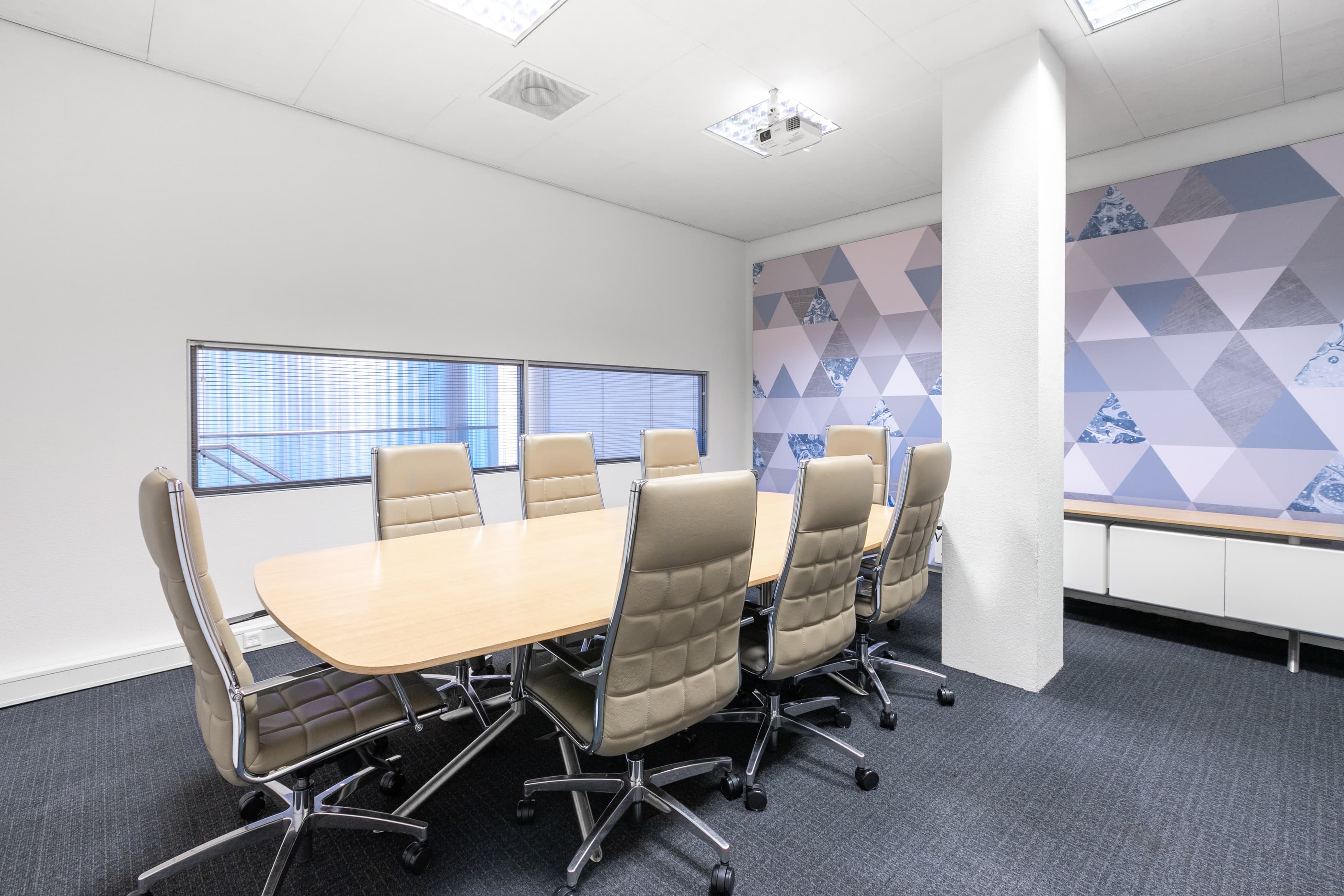 AMSTERDAM, Vinoly image 5 AMSTERDAM, Vinoly image 5