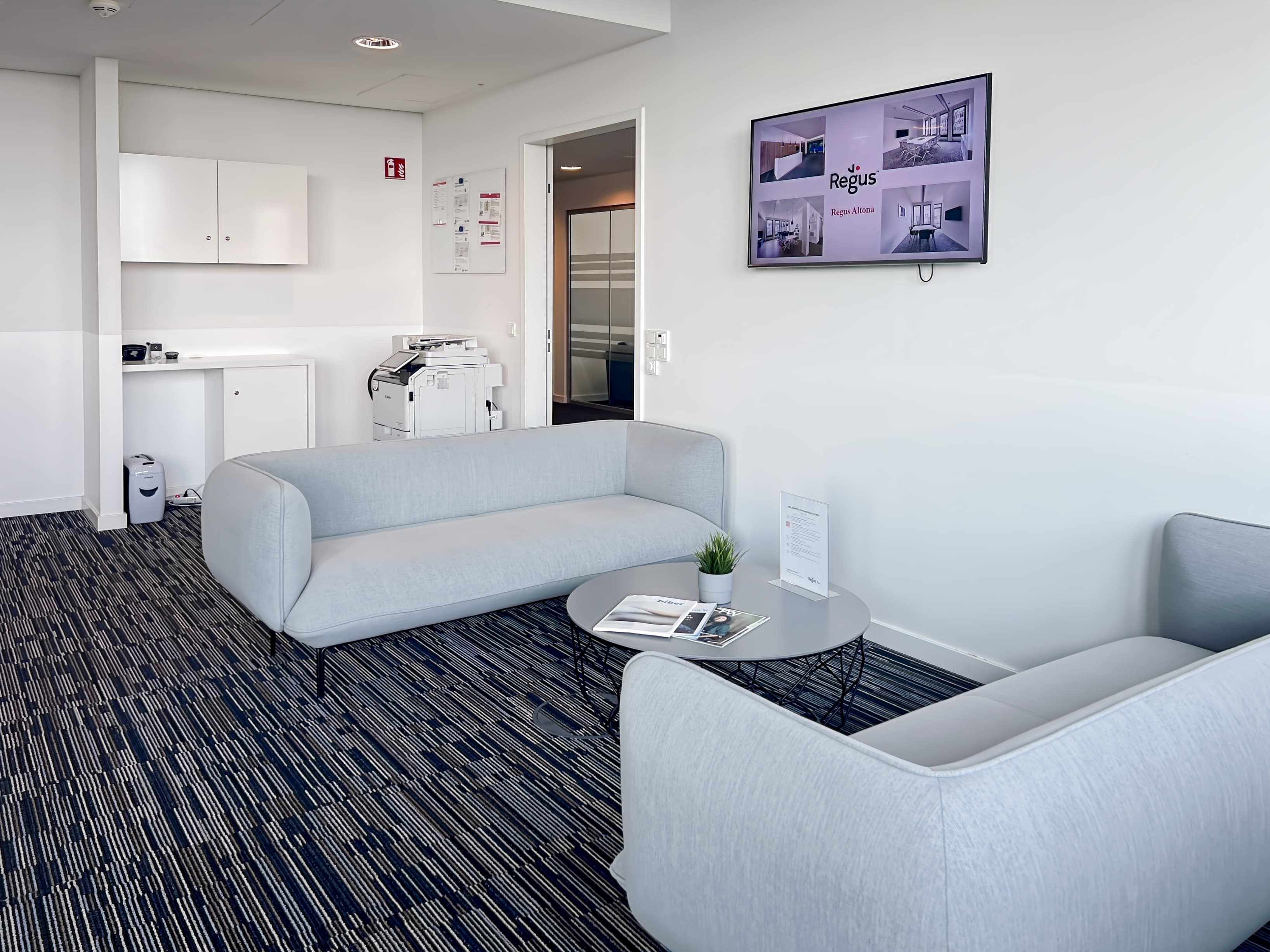 HAMBURG, Mundsburg Tower image 1