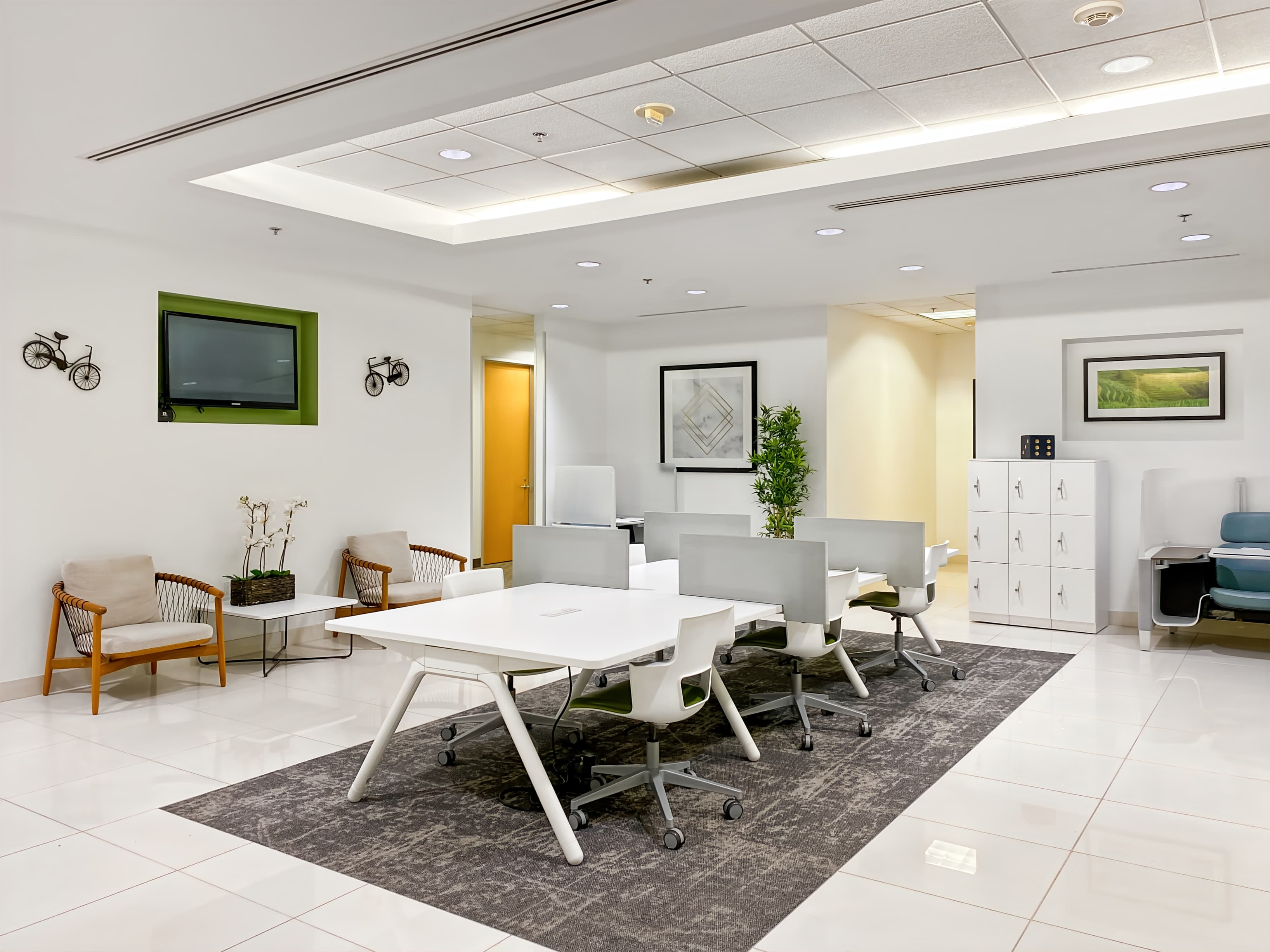 CA, Woodland Hills - Warner Center image 14 CA, Woodland Hills - Warner Center image 14