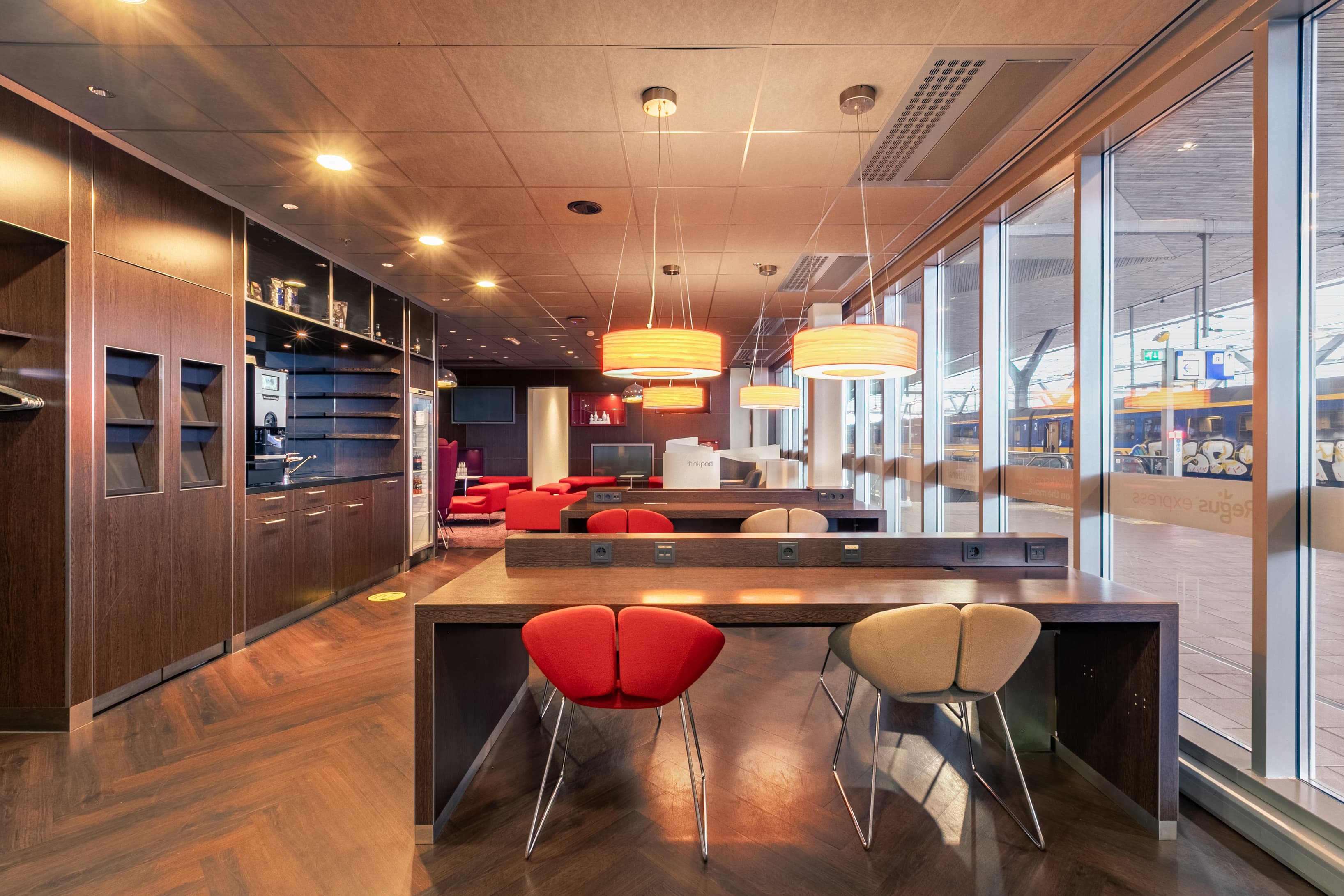 ROTTERDAM, Central NS International - Regus Express image 5