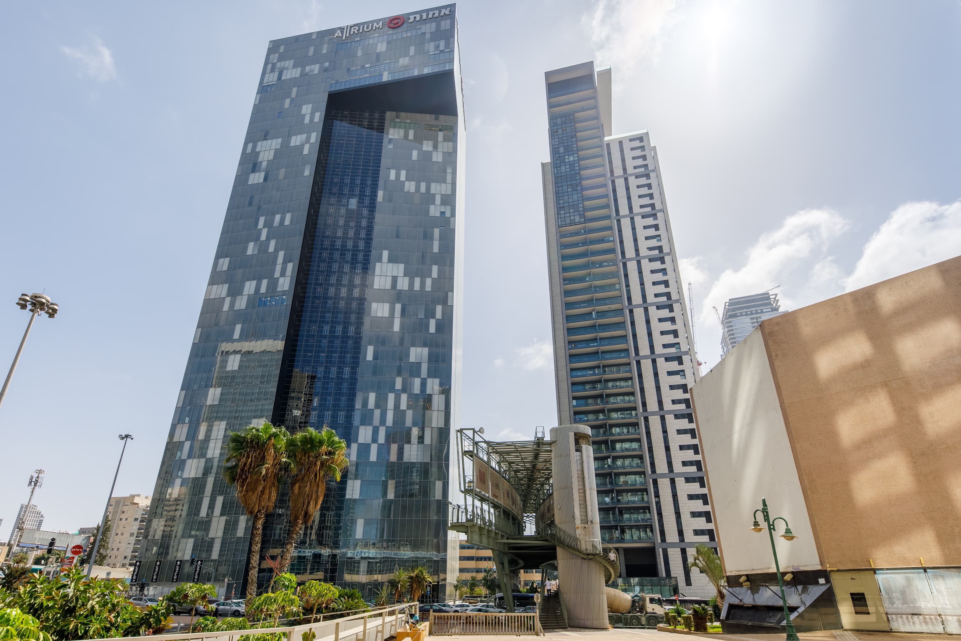 RAMAT GAN, Atrium Tower image 1