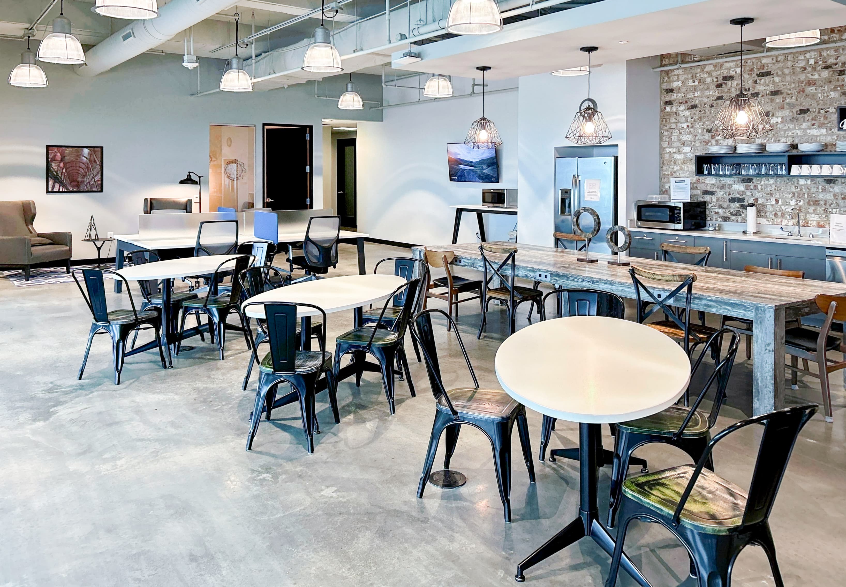 NC, Raleigh - North Hills Tower II image 2