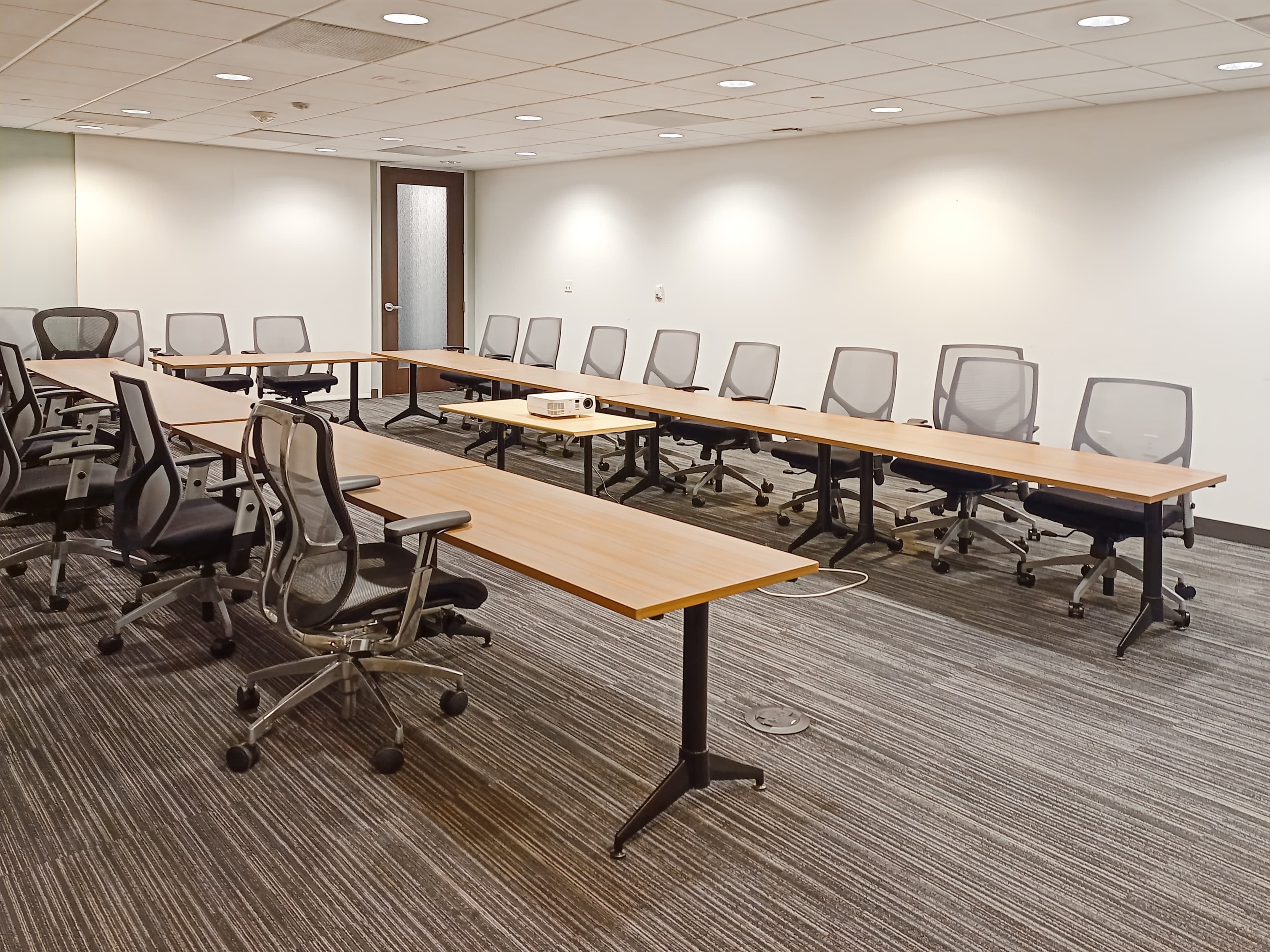 DC, Washington - Connecticut Avenue image 3