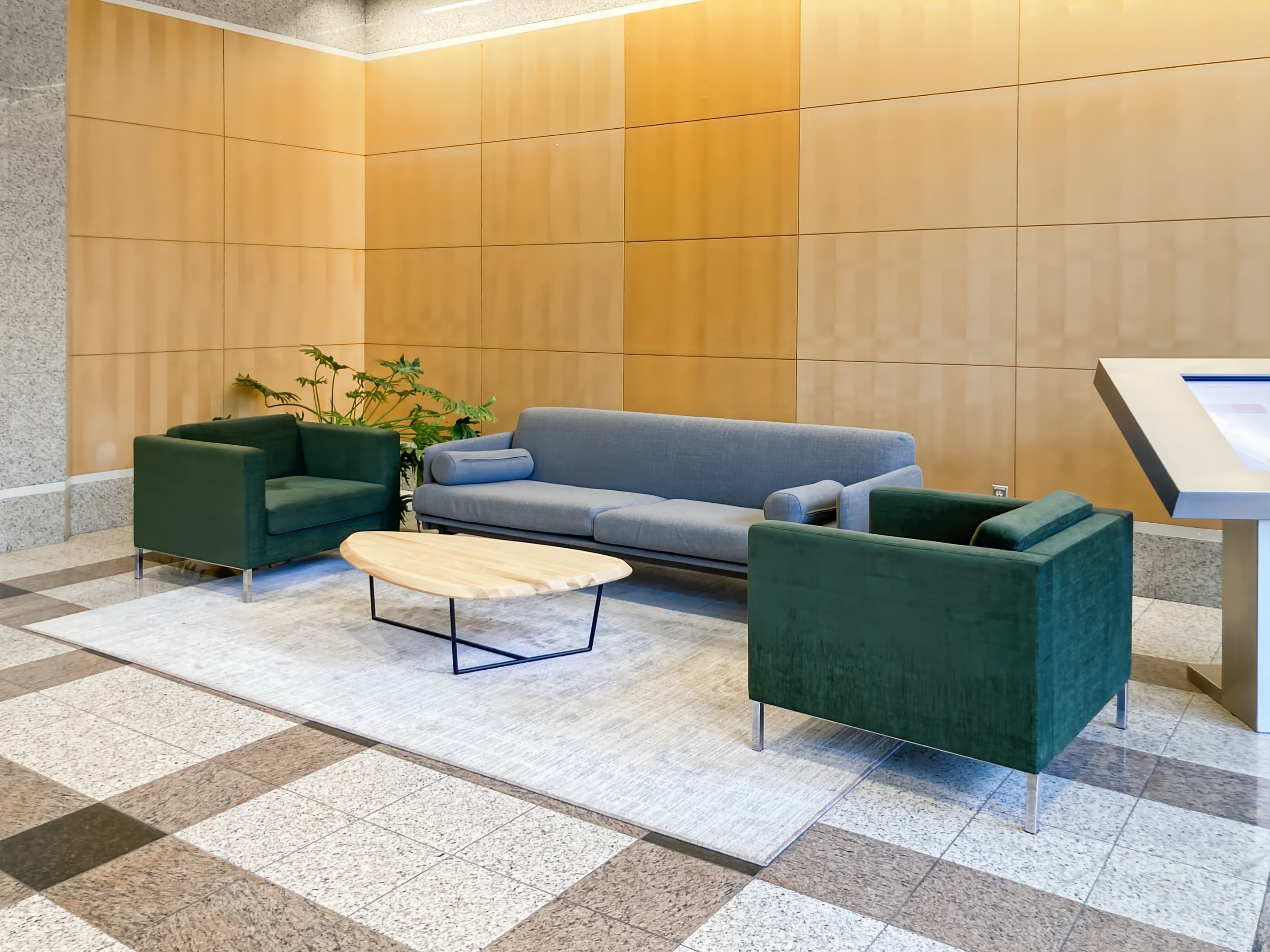 BC, Vancouver - Robson Square image 5