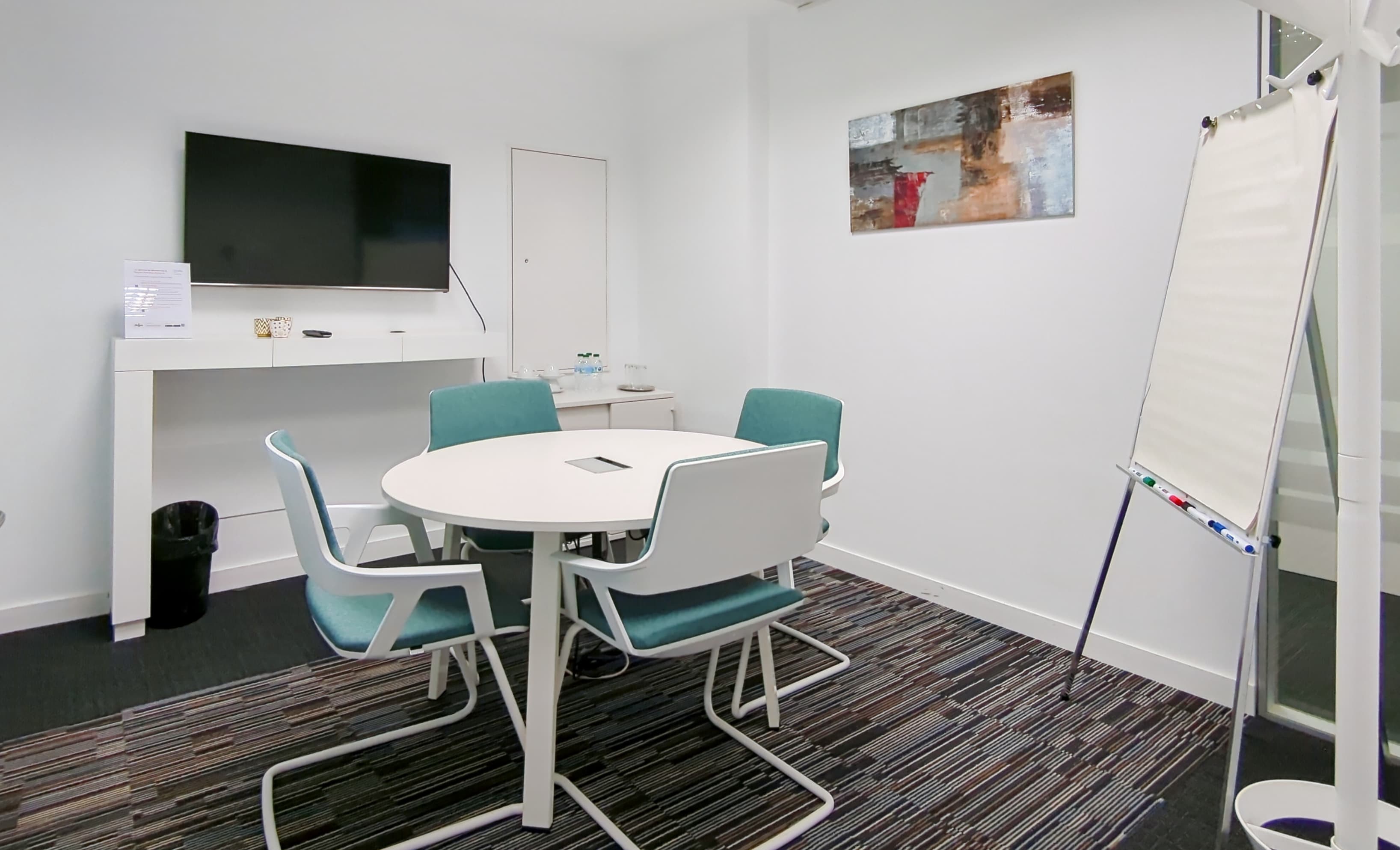 MADRID, Avenida America image 2 MADRID, Avenida America image 2