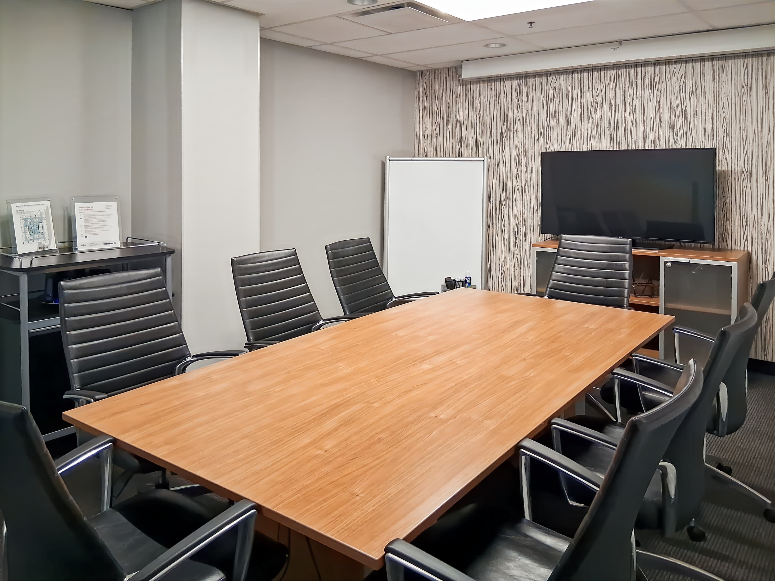 MB, Winnipeg - St. Mary image 1 MB, Winnipeg - St. Mary image 1