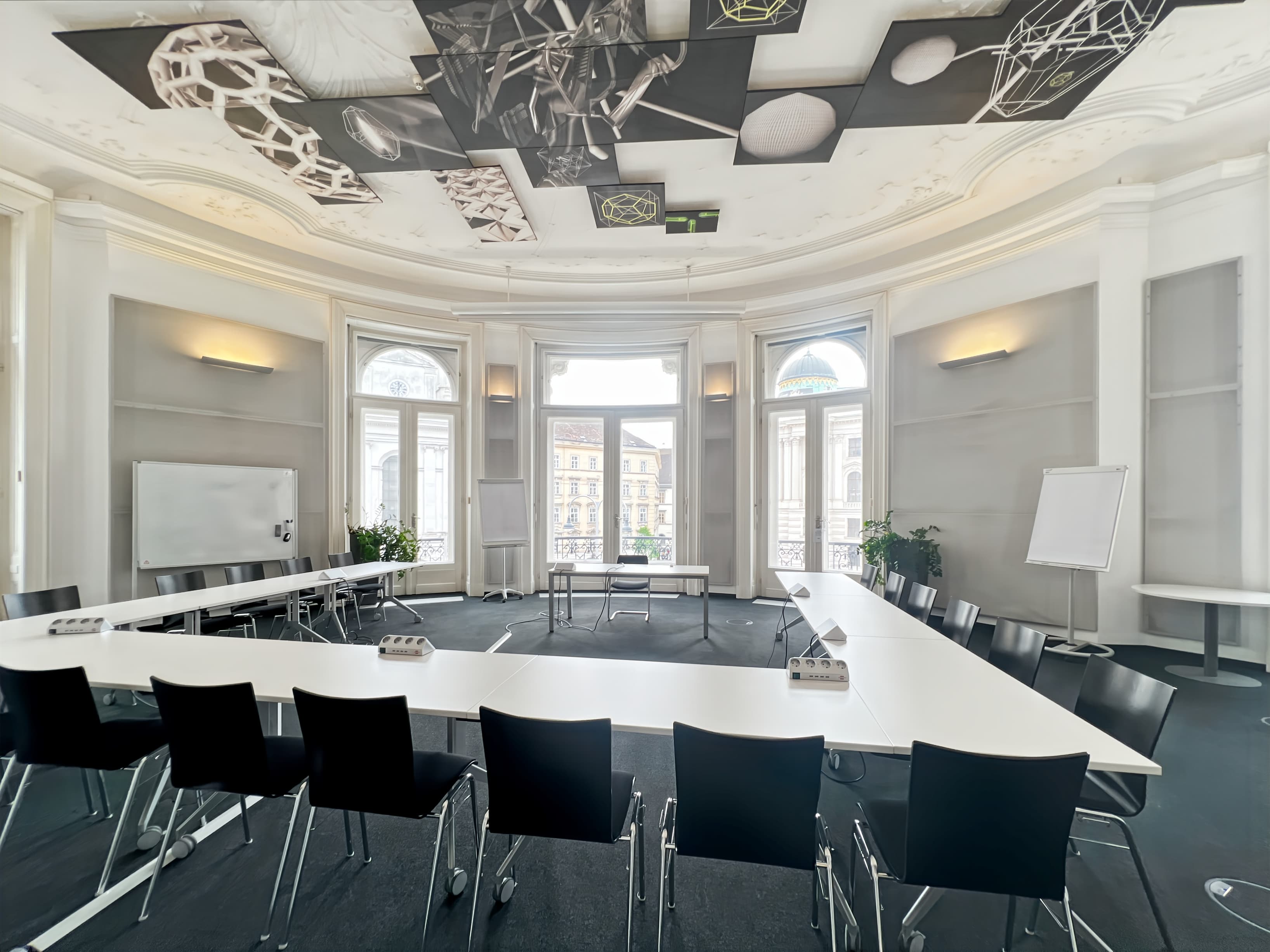 VIENNA, Le Palais image 8 VIENNA, Le Palais image 8