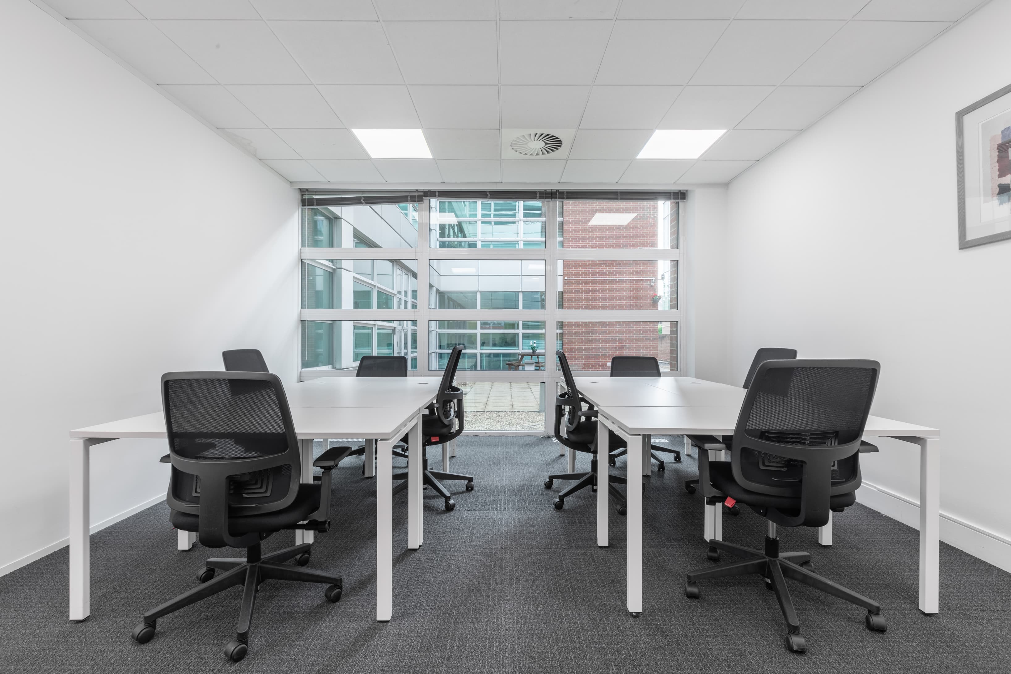 REIGATE, London Road image 7