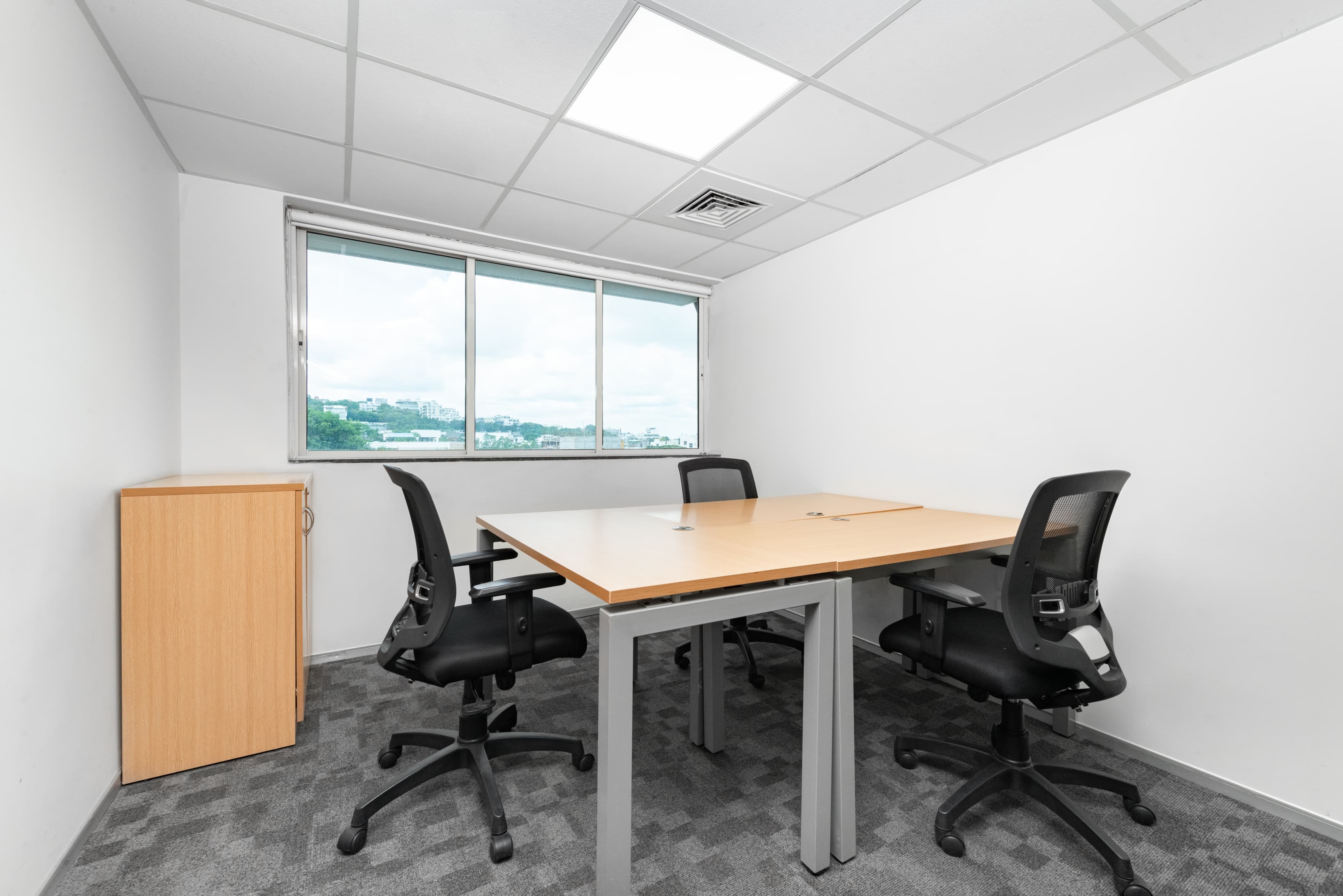 HYDERABAD, Jubilee Hills image 3