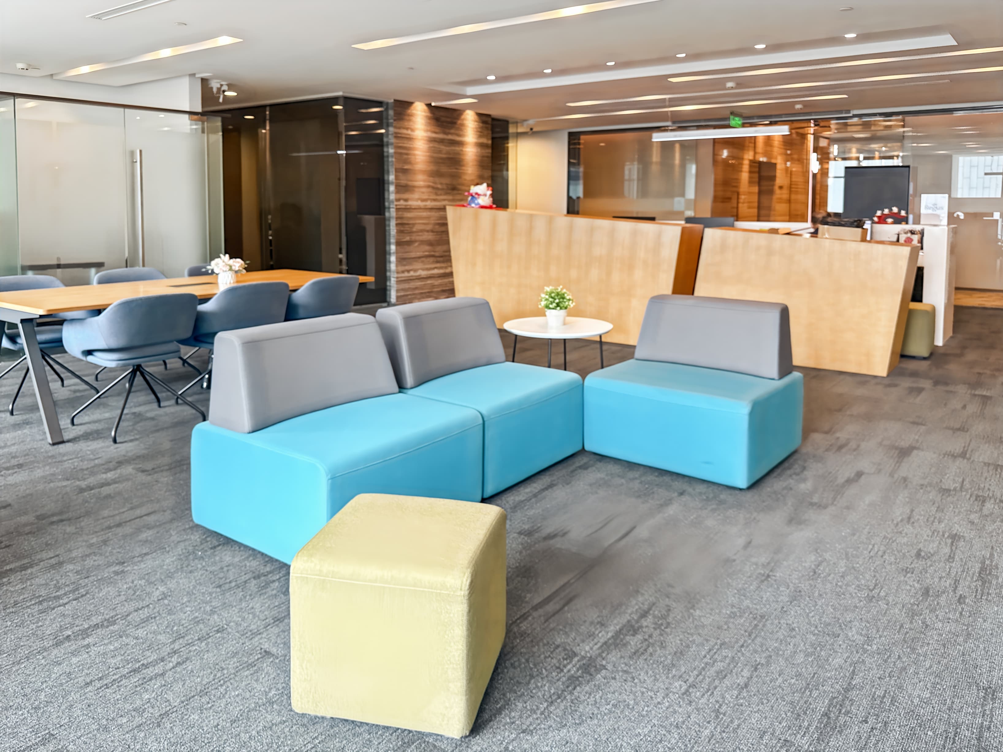 GUANGZHOU, Kingold Century Centre image 11