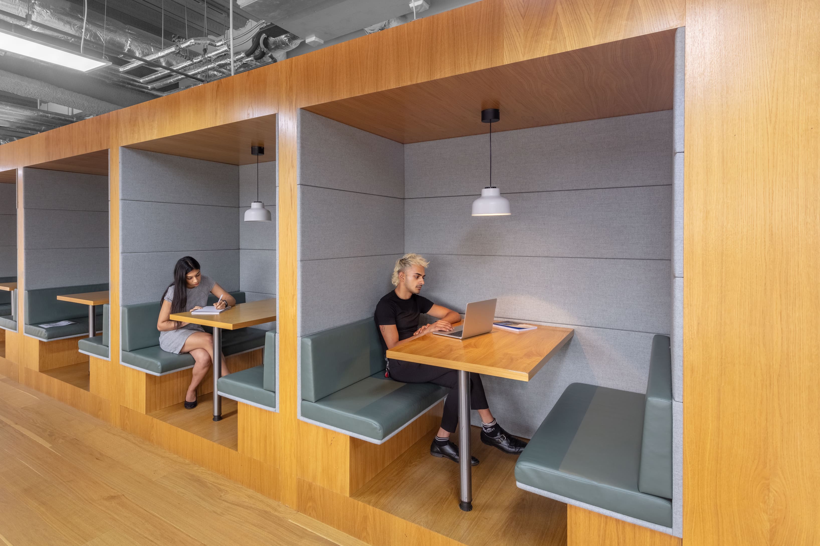 GLASGOW, Charing Cross image 9