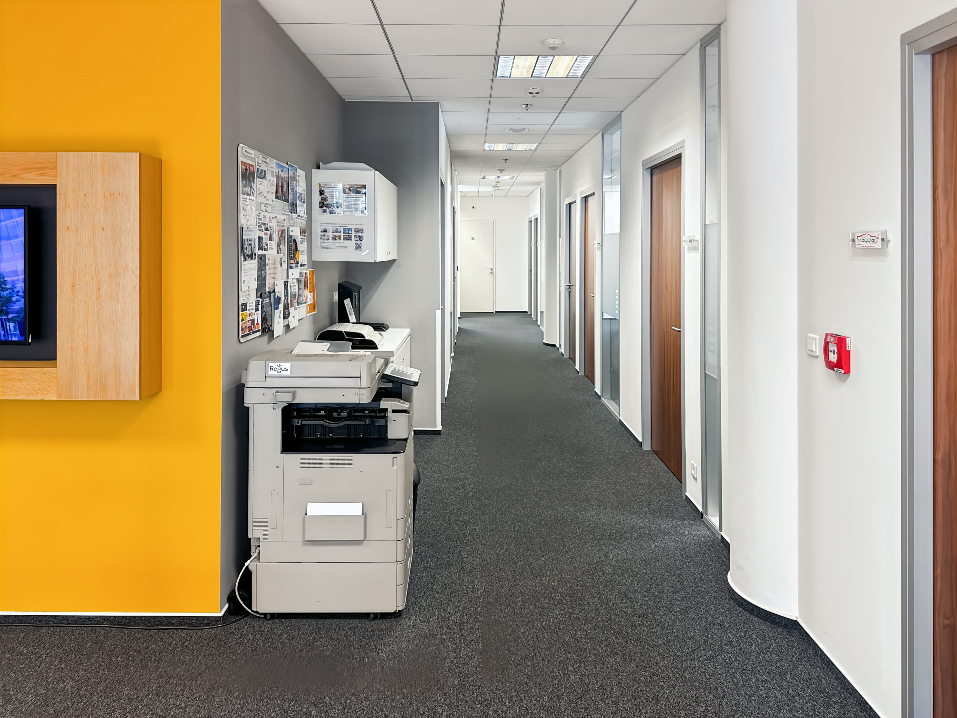 Prague, Airport image 1