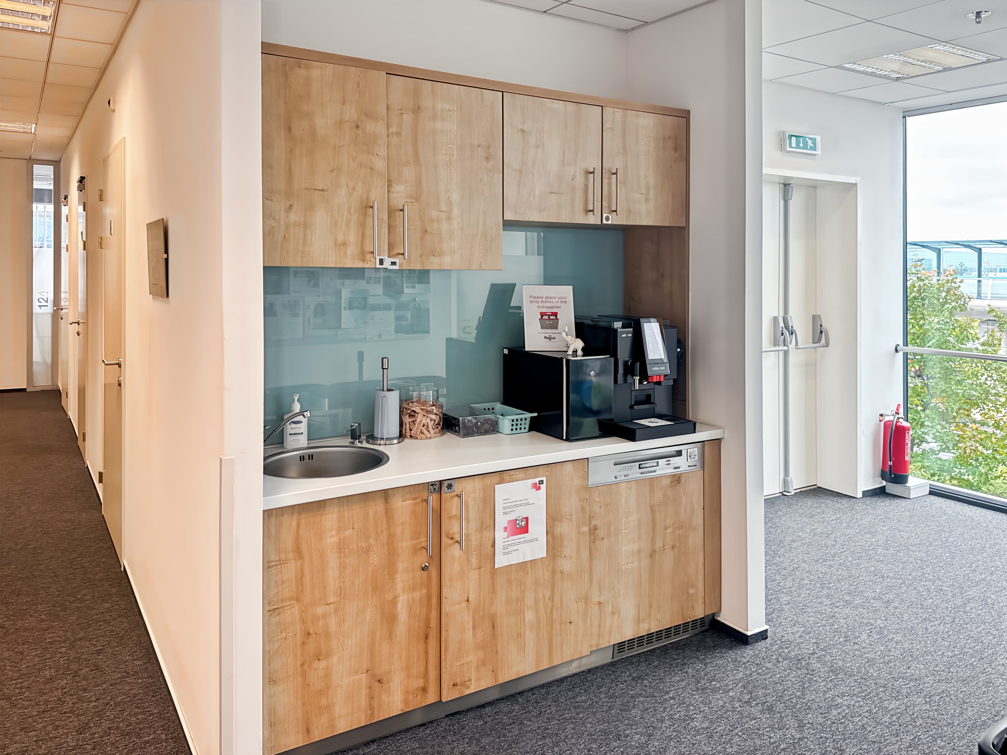 Prague, Airport image 11