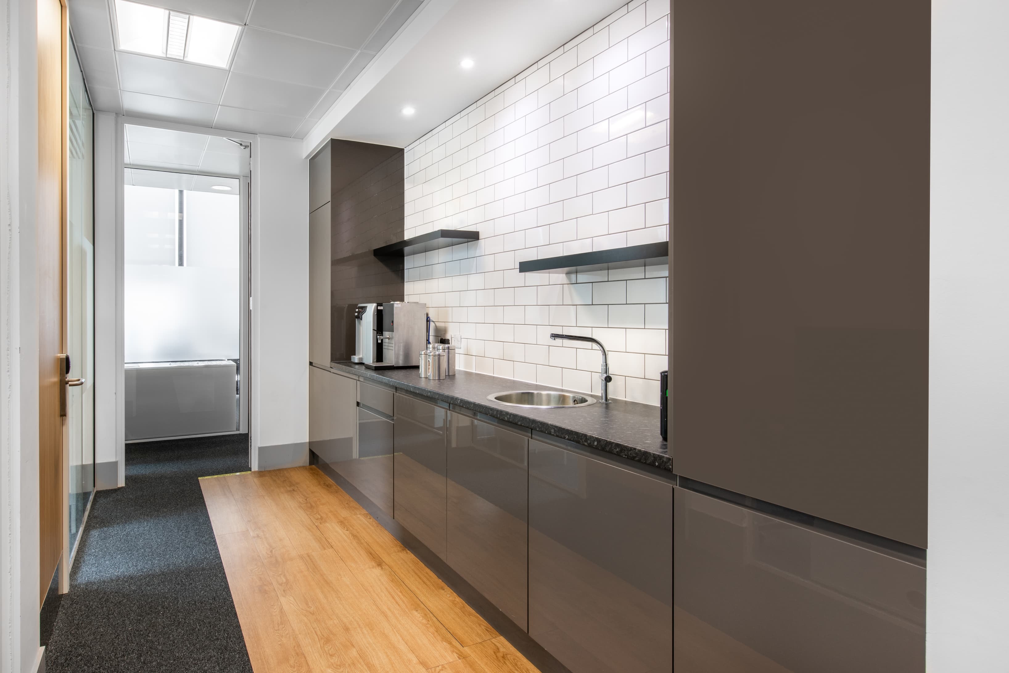 LIVERPOOL, Mann Island image 2