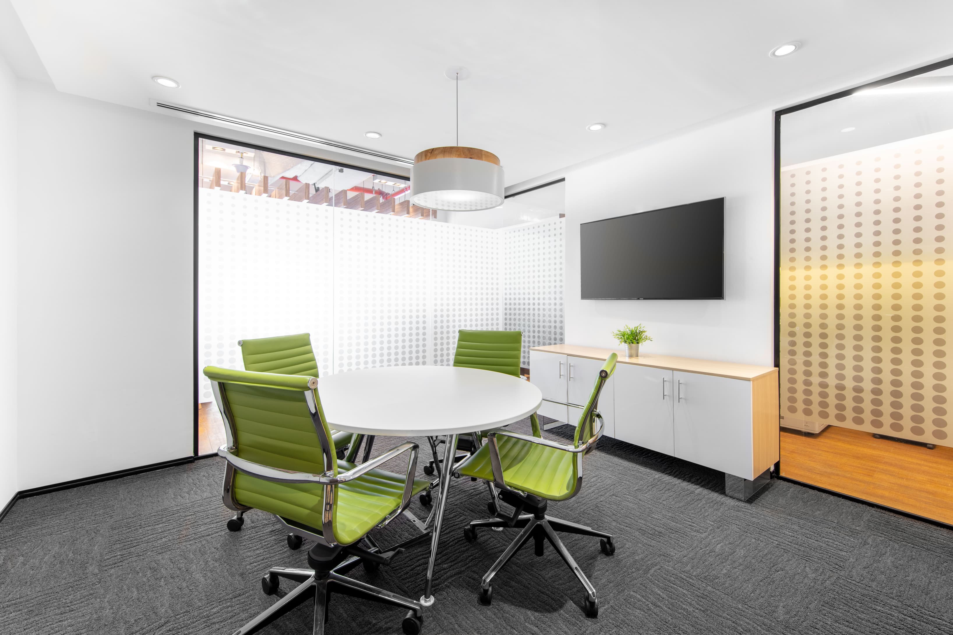 DOHA, The Pearl image 4