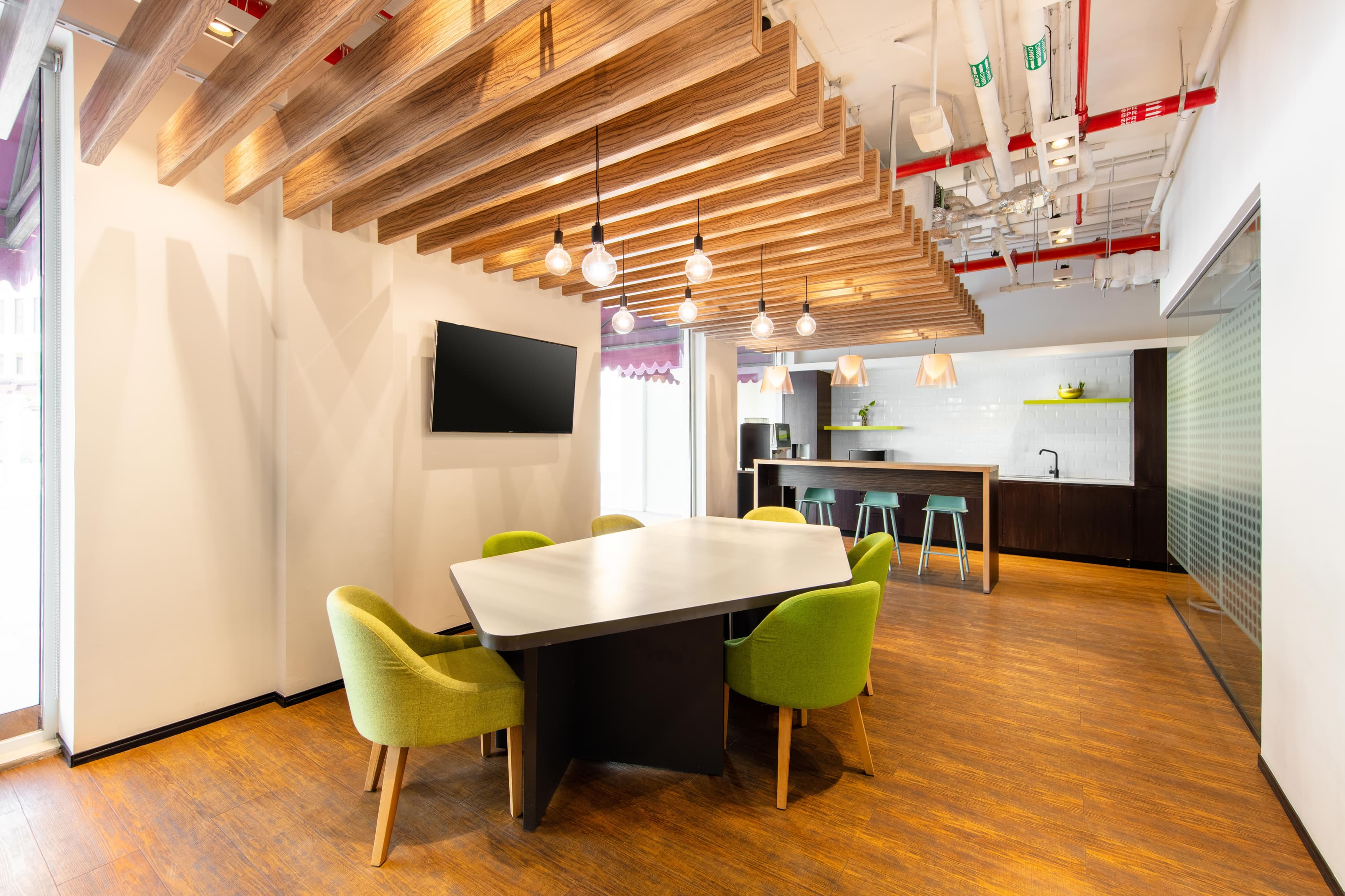 DOHA, The Pearl image 1