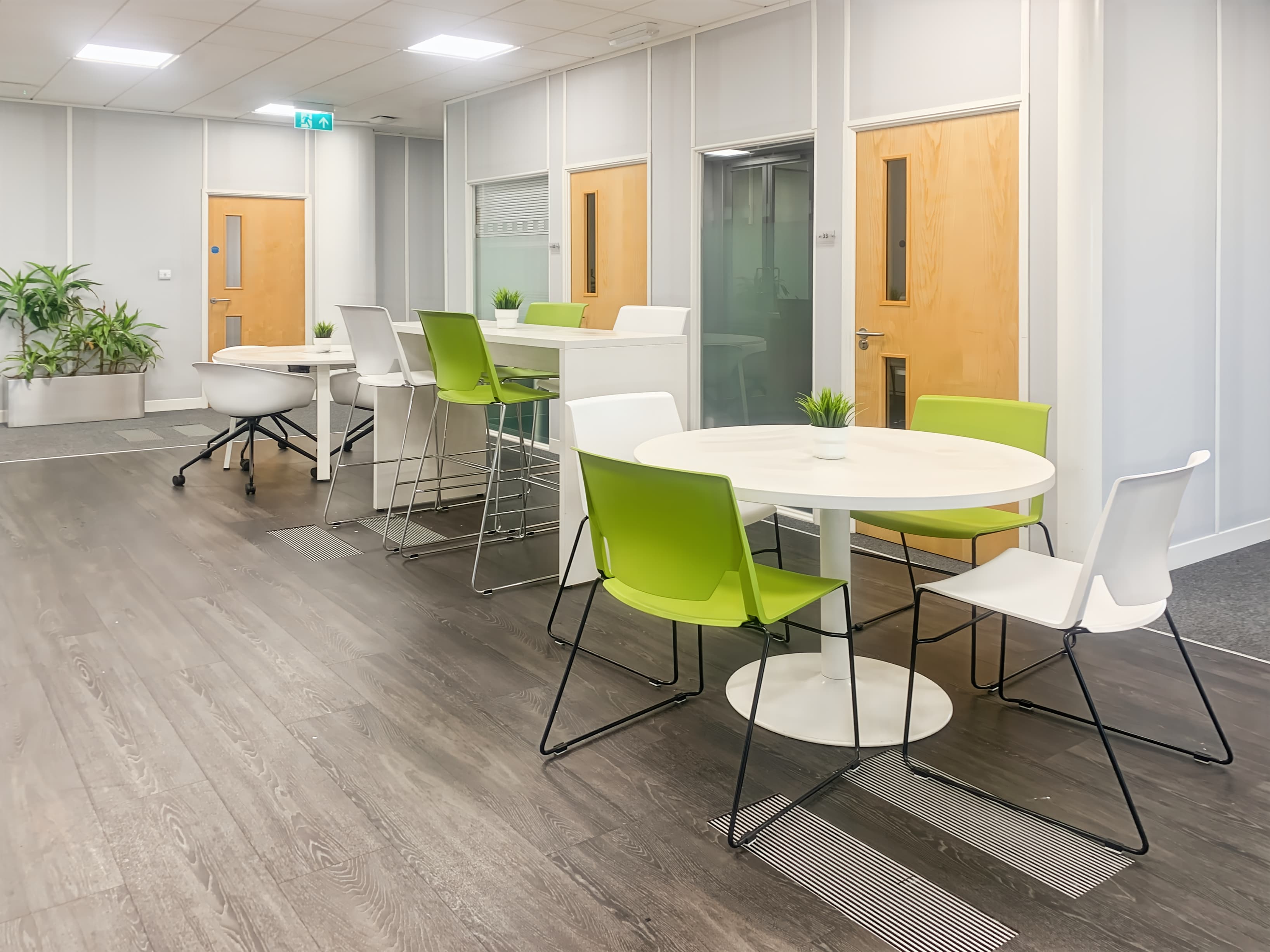 STANSTED, Airport image 5 STANSTED, Airport image 5