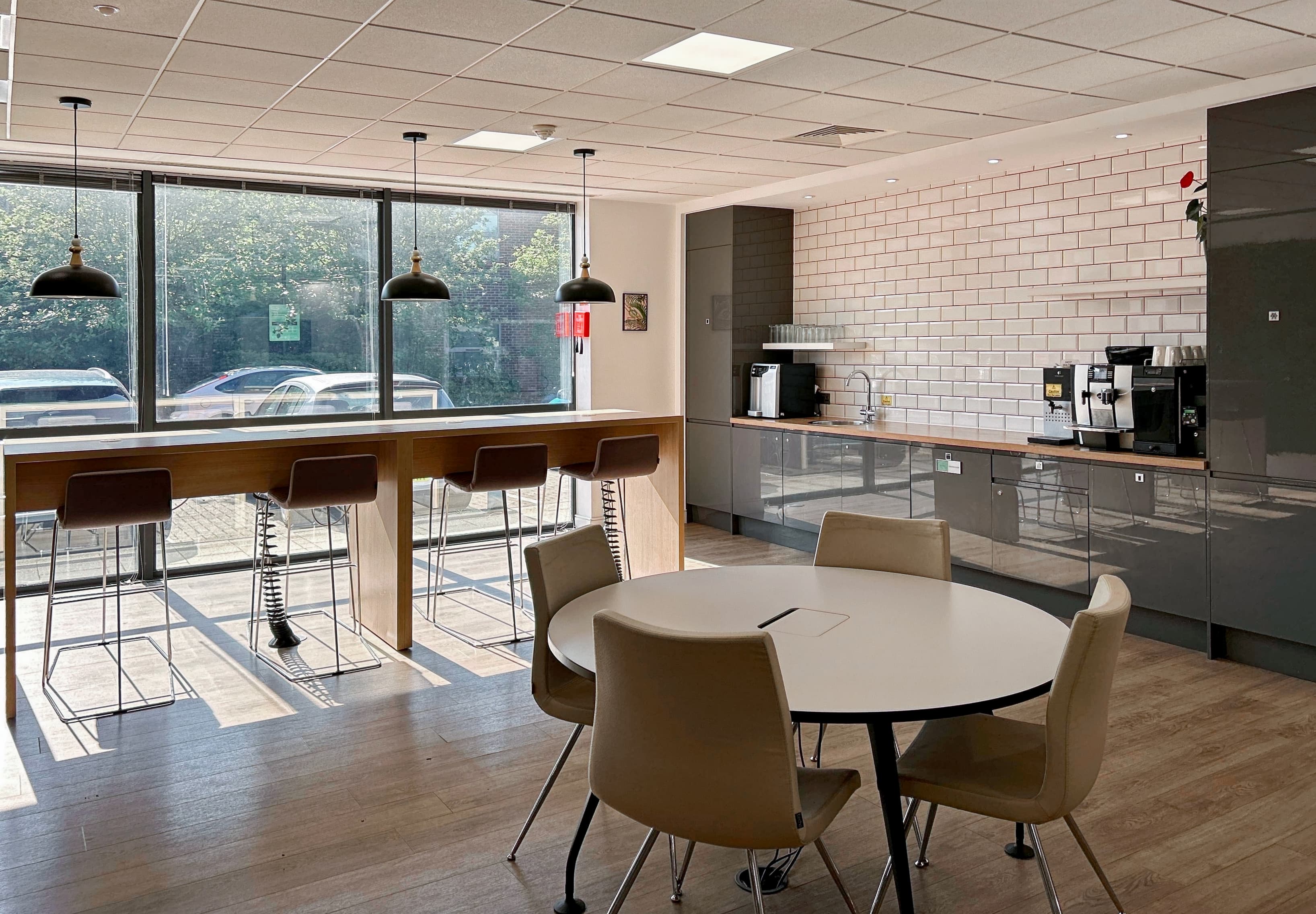 HIGH WYCOMBE, Stokenchurch Business Park image 3