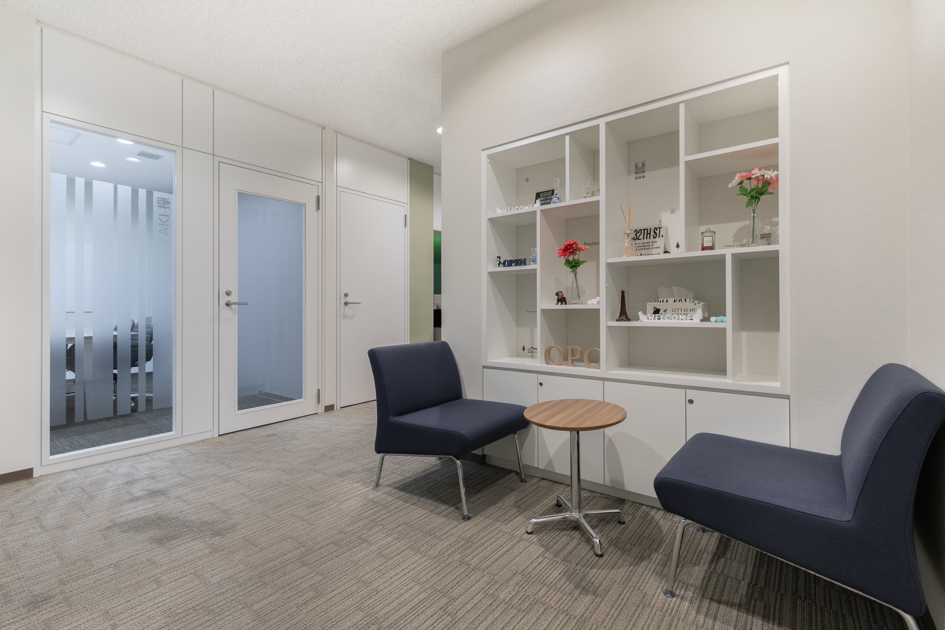 Tokyo, Tachikawa Eki Minami (Open Office) image 7