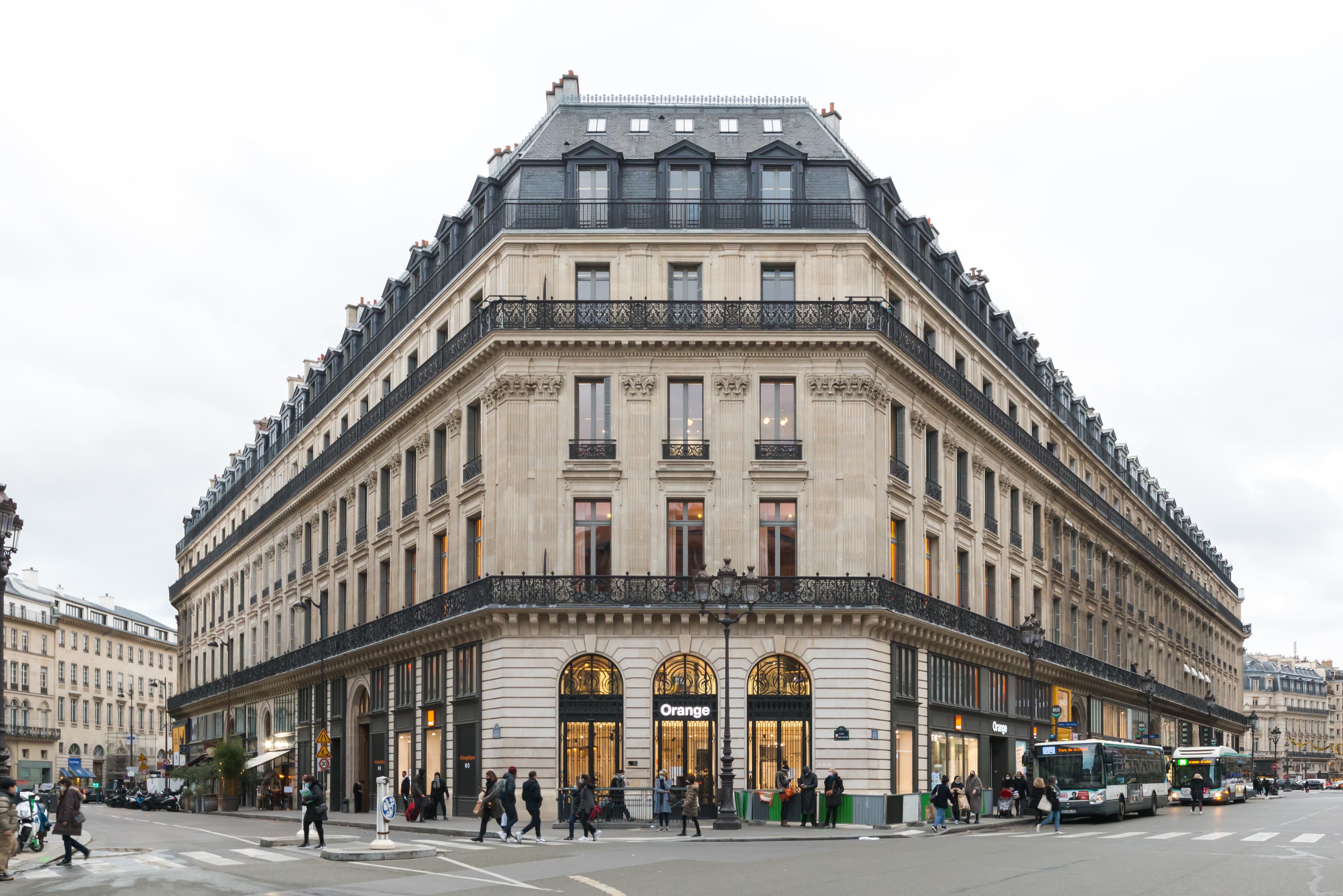 PARIS, Spaces Opéra garnier image 14 PARIS, Spaces Opéra garnier image 14