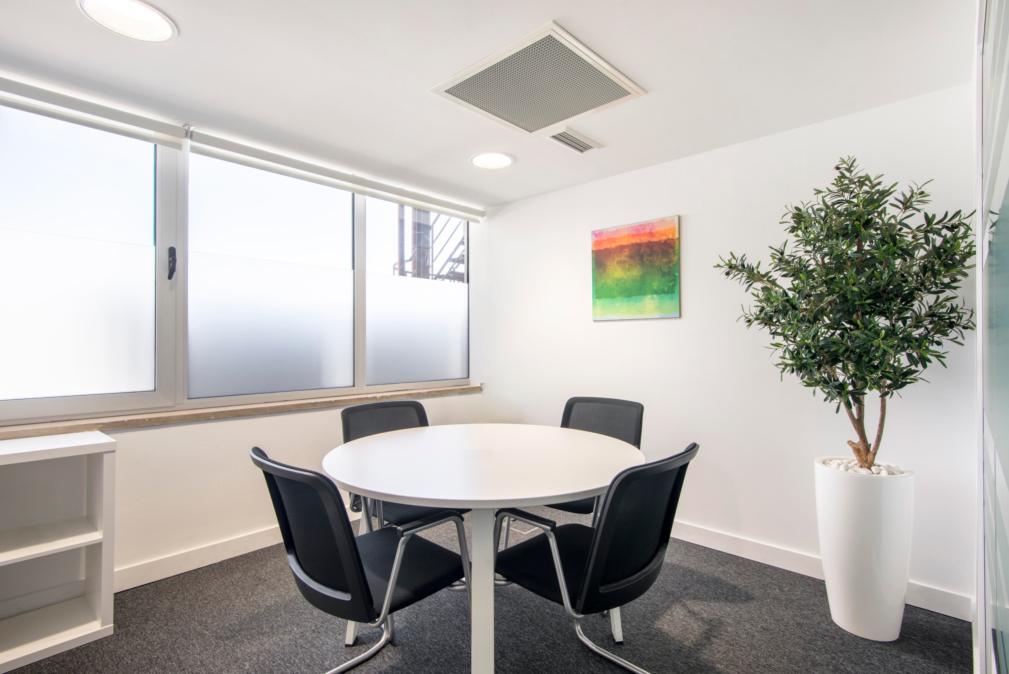 LISBON, Avenida da Republica image 2