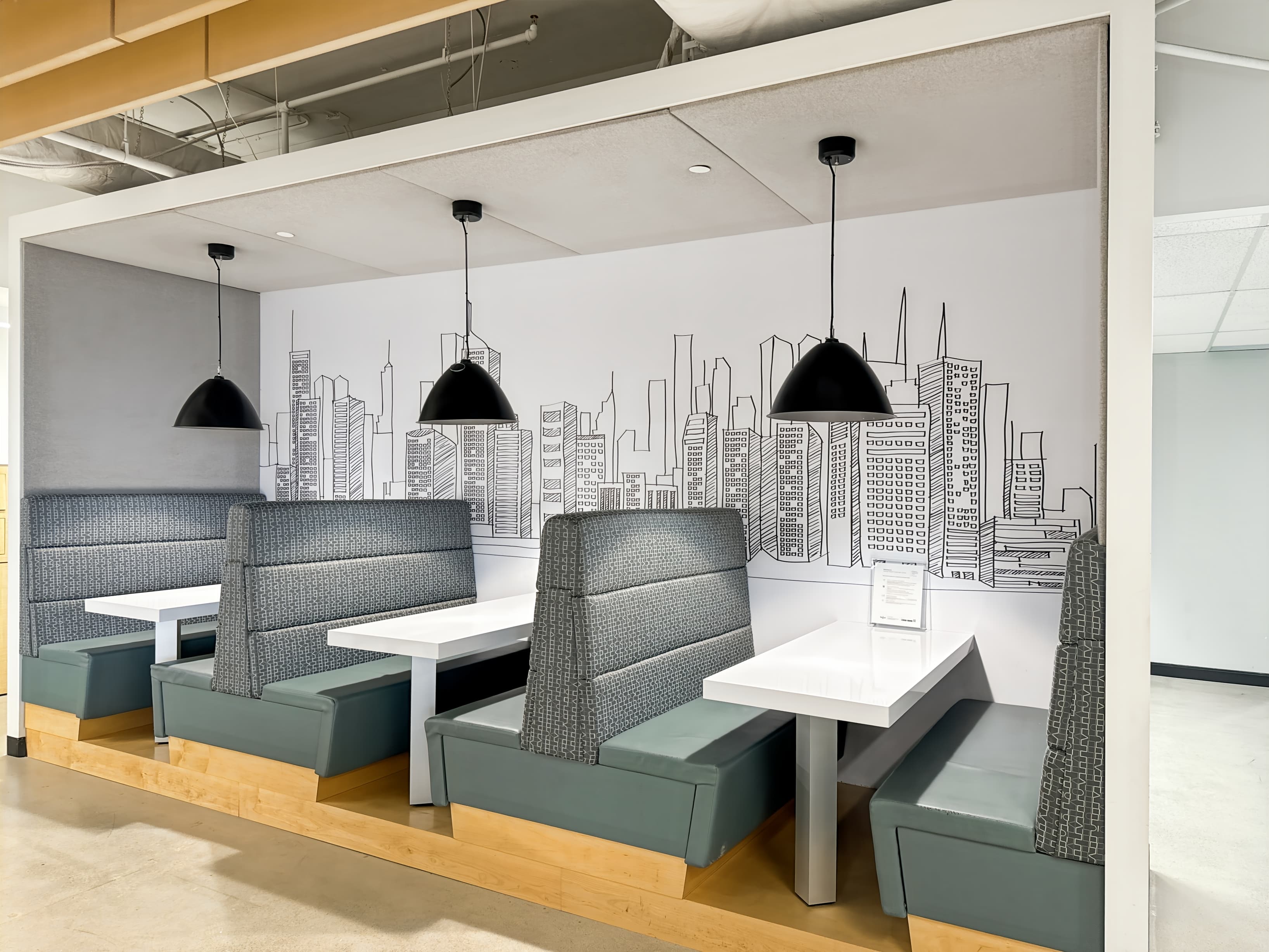 ON, Mississauga - Toronto Airport Corporate Centre image 3