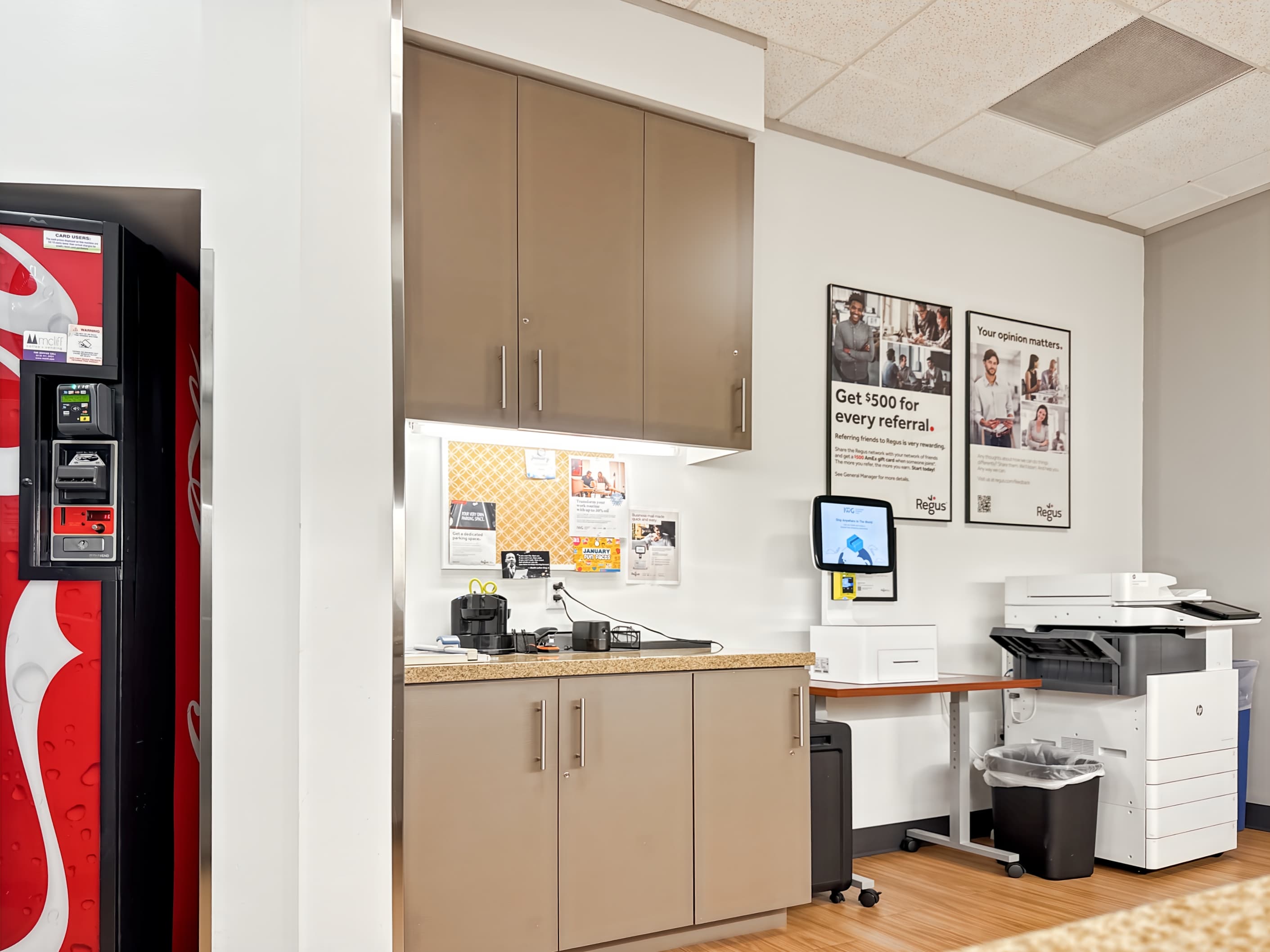 Nagoya, Spaces JP Tower Nagoya image 11