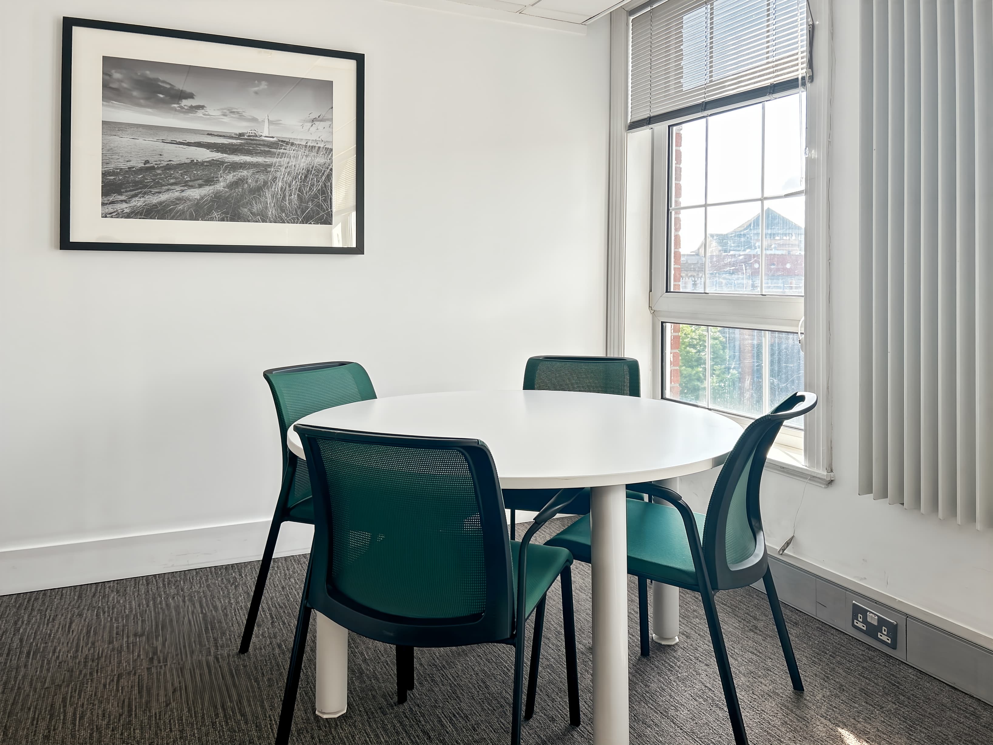 BELFAST, Cathedral Quarter image 9