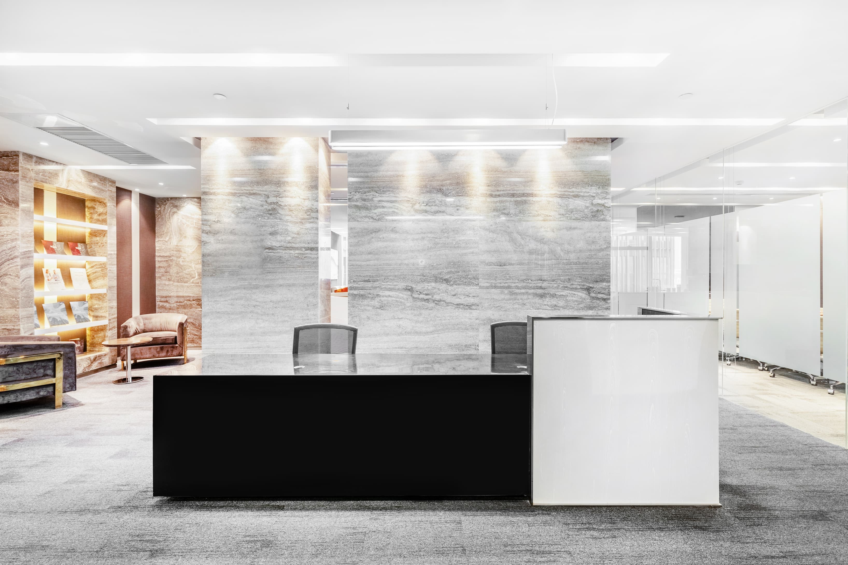 XI’AN,  IEC Vanke Centre image 3