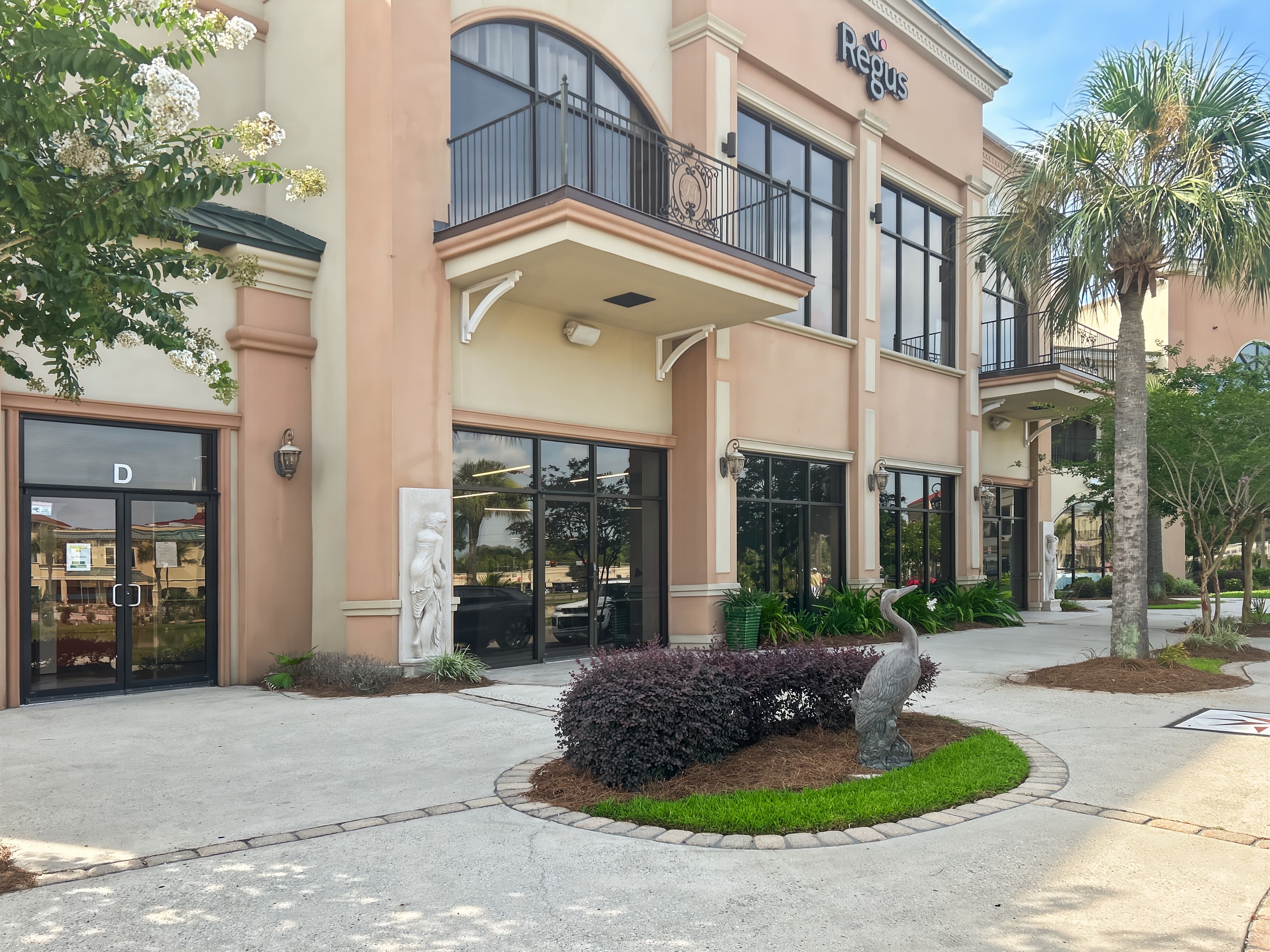 LA, Harvey - Fountain Park image 7 LA, Harvey - Fountain Park image 7