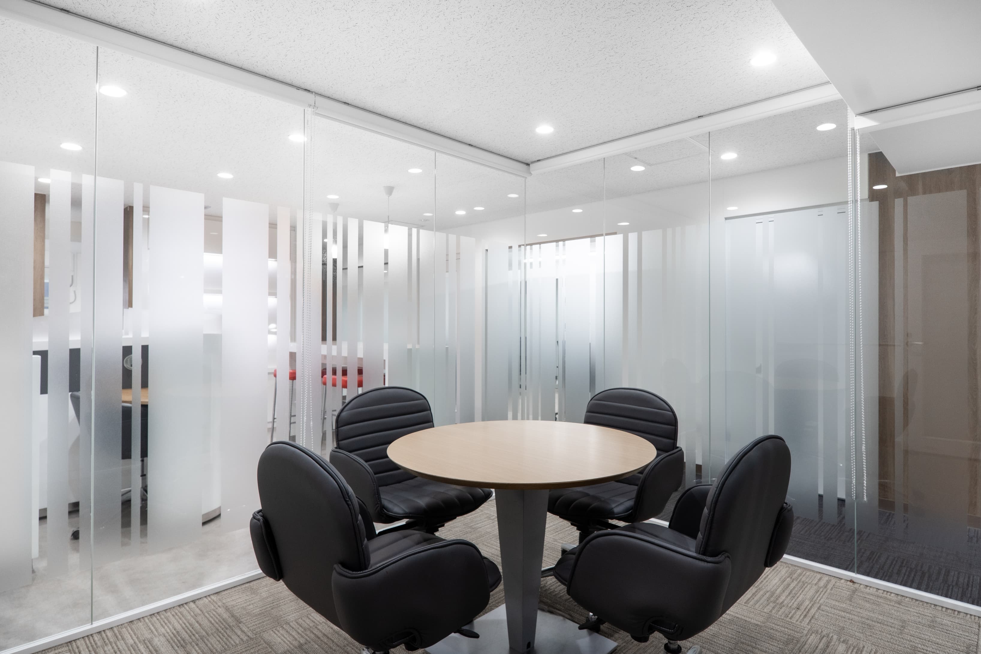 TOKYO, Shinjuku Nishiguchi image 8