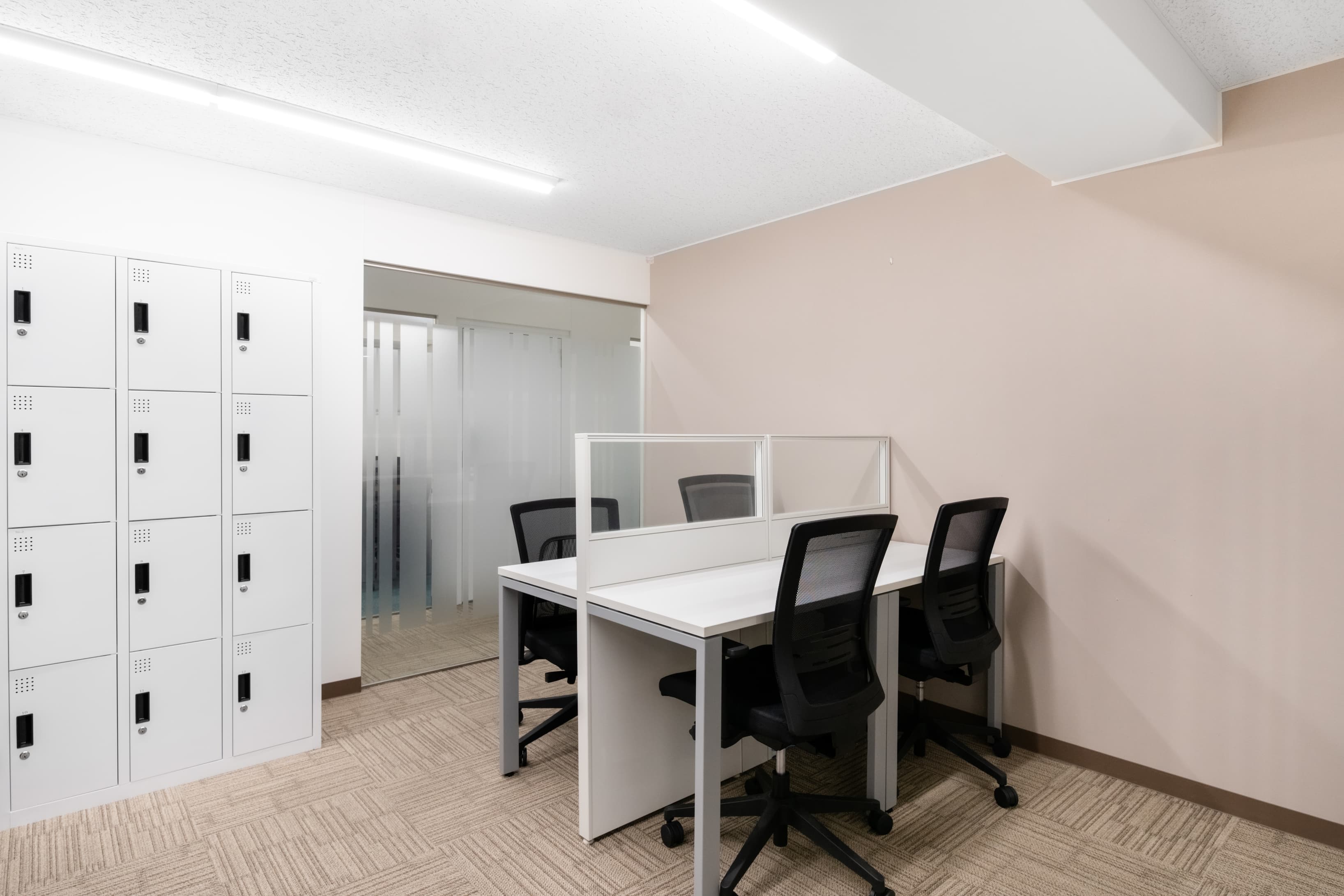 TOKYO, Shinjuku Nishiguchi image 5