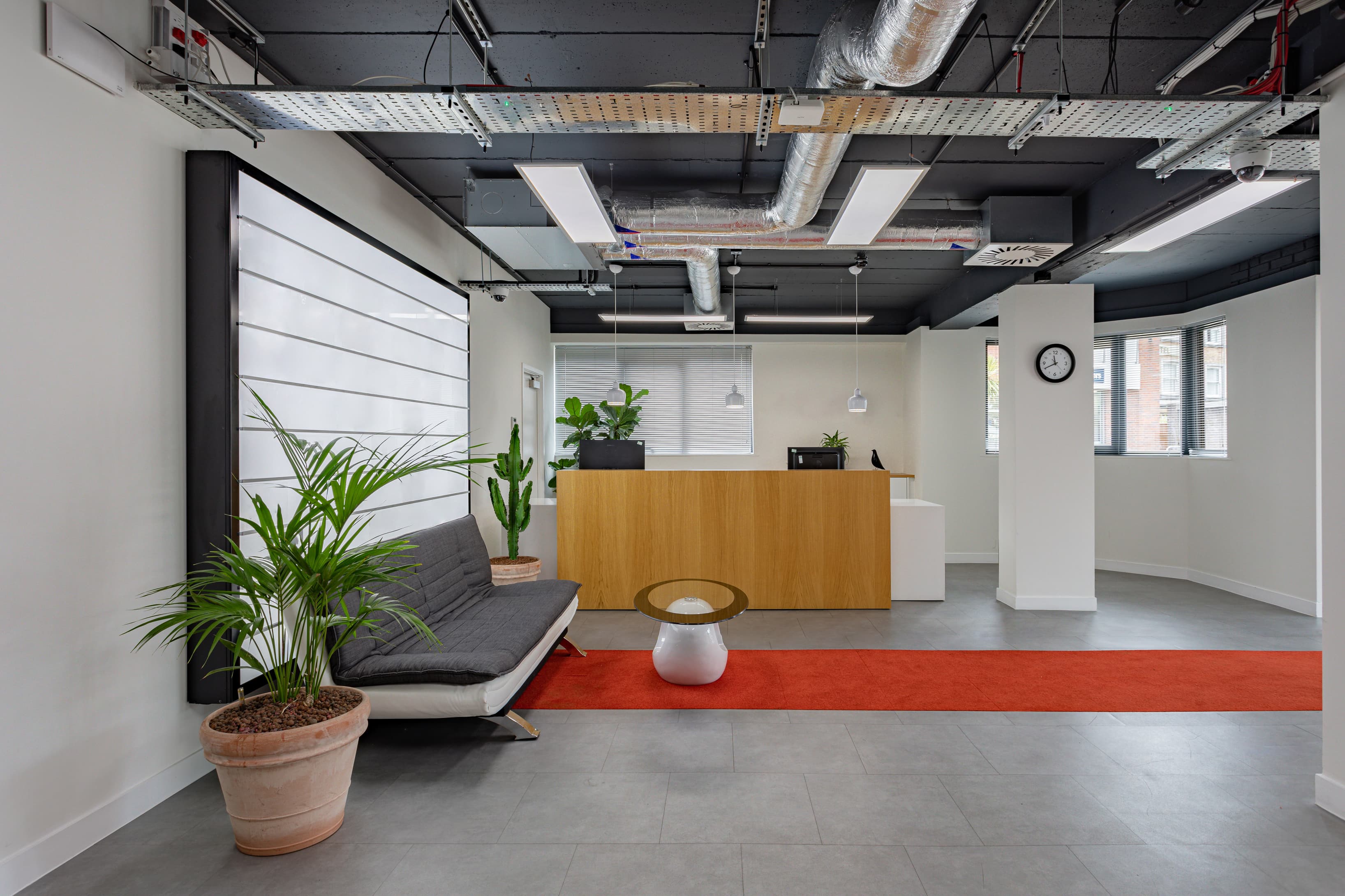 LONDON,Teddington image 9