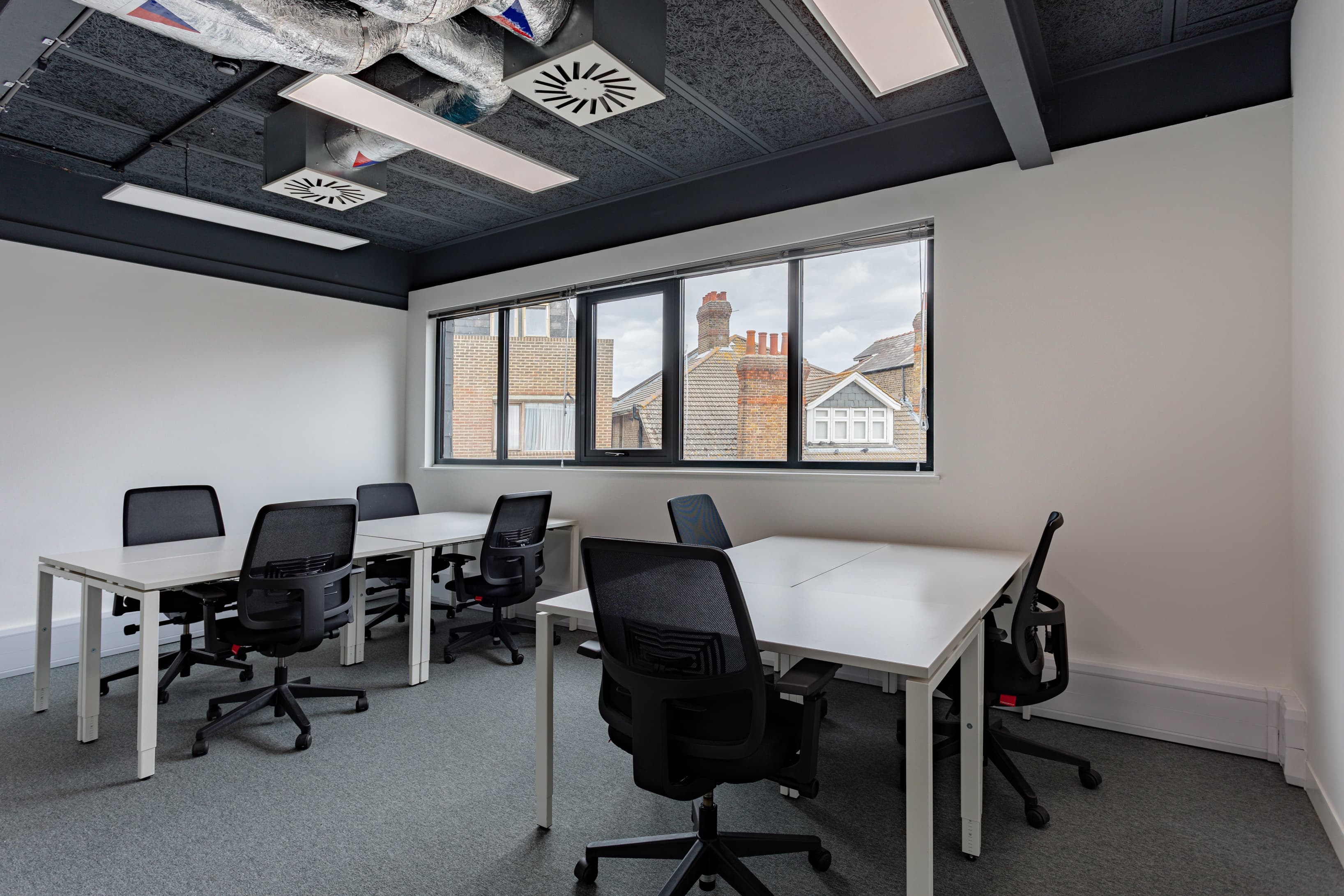 LONDON,Teddington image 2