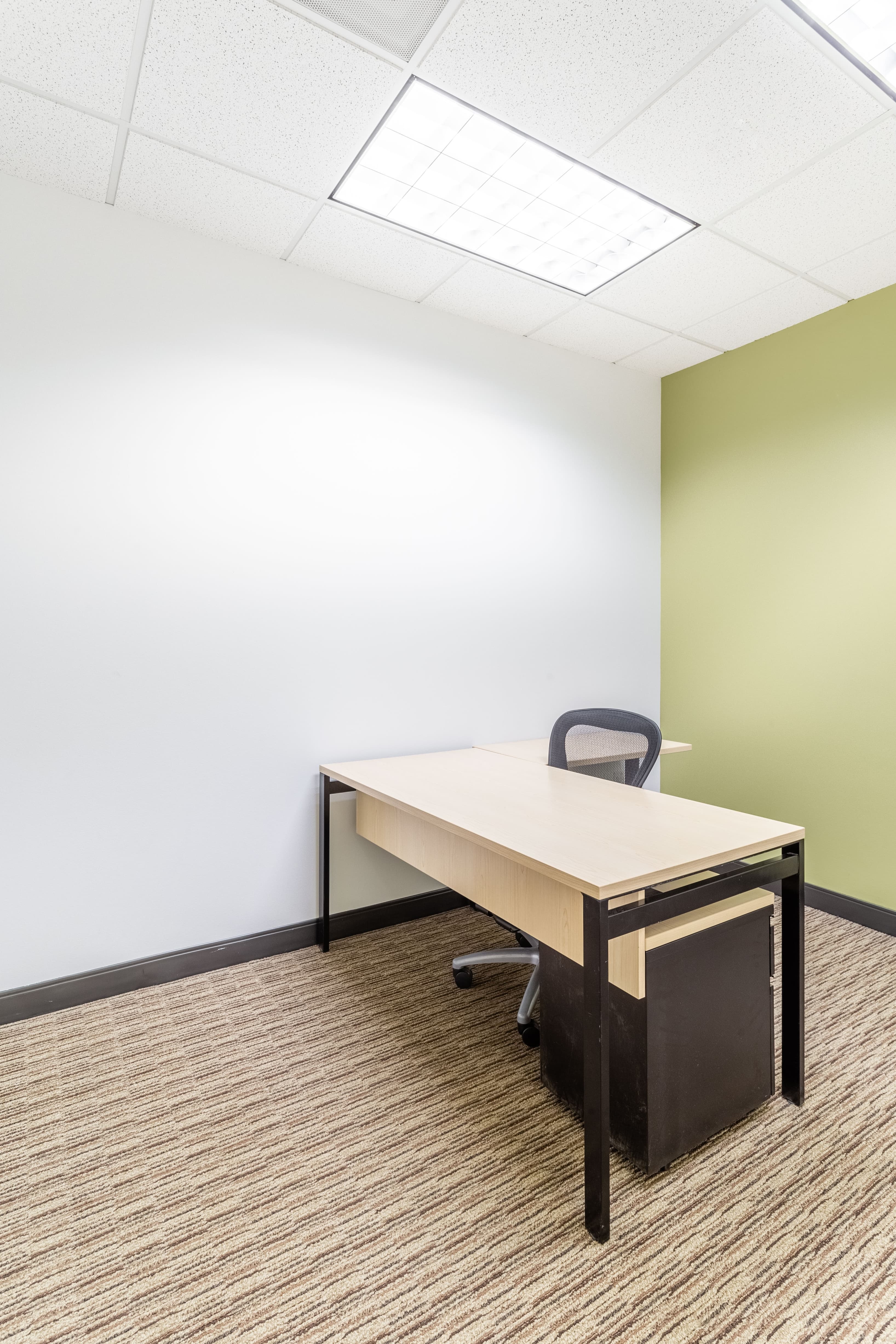 KS, Overland Park - Lighton Tower image 9