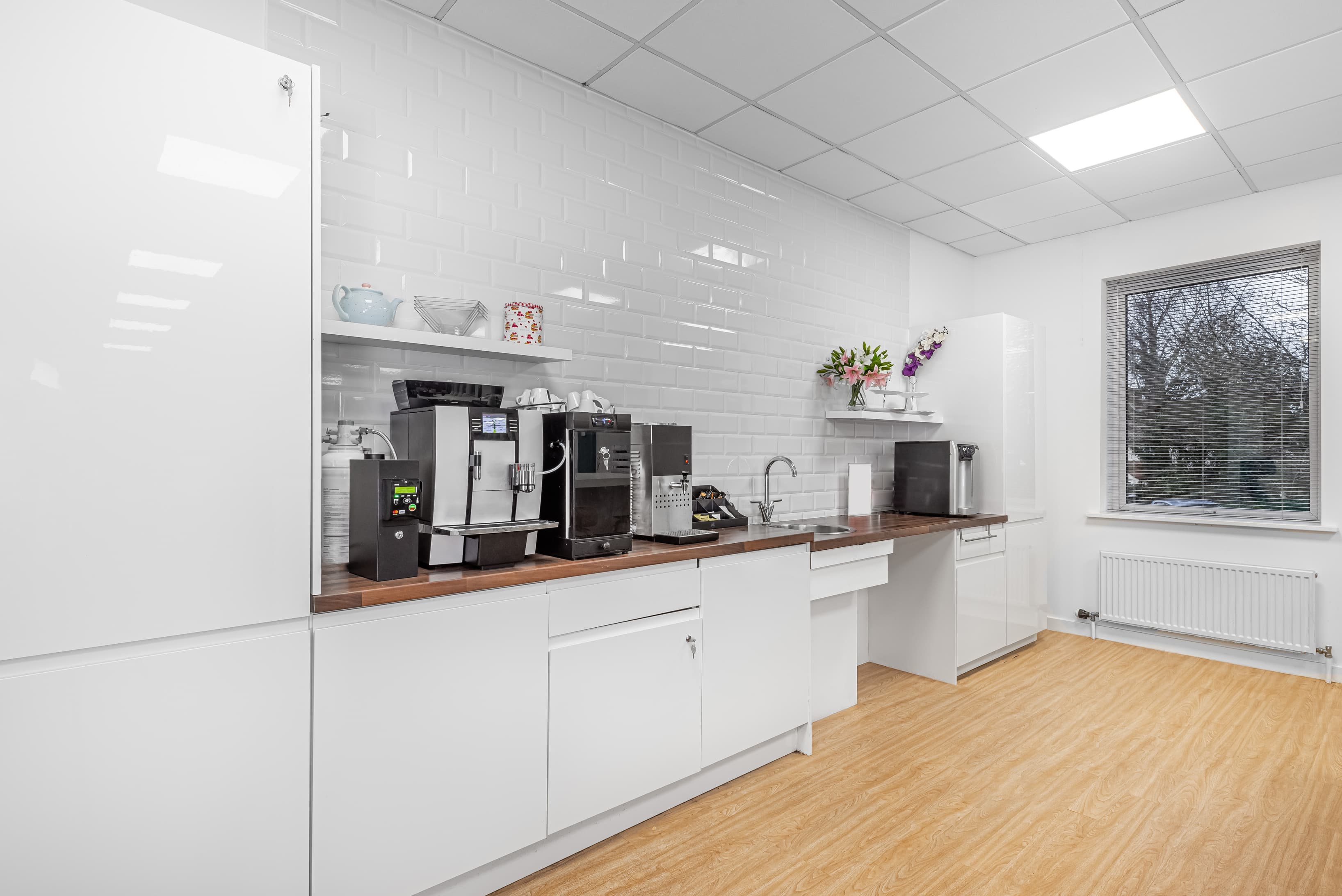 BRISTOL, Almondsbury Business Park image 6