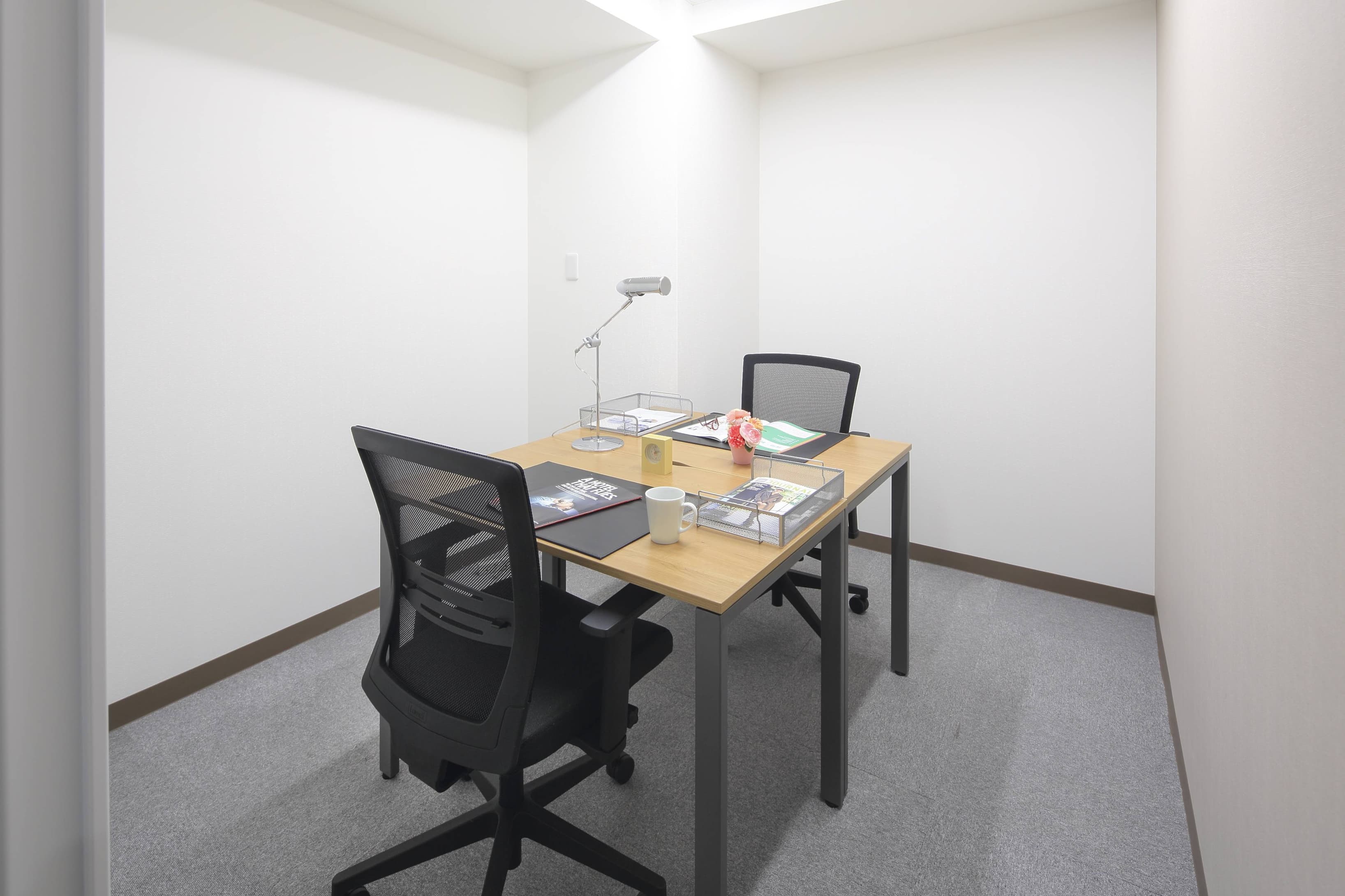 KOBE, Sannomiya Minami (Open Office) image 5