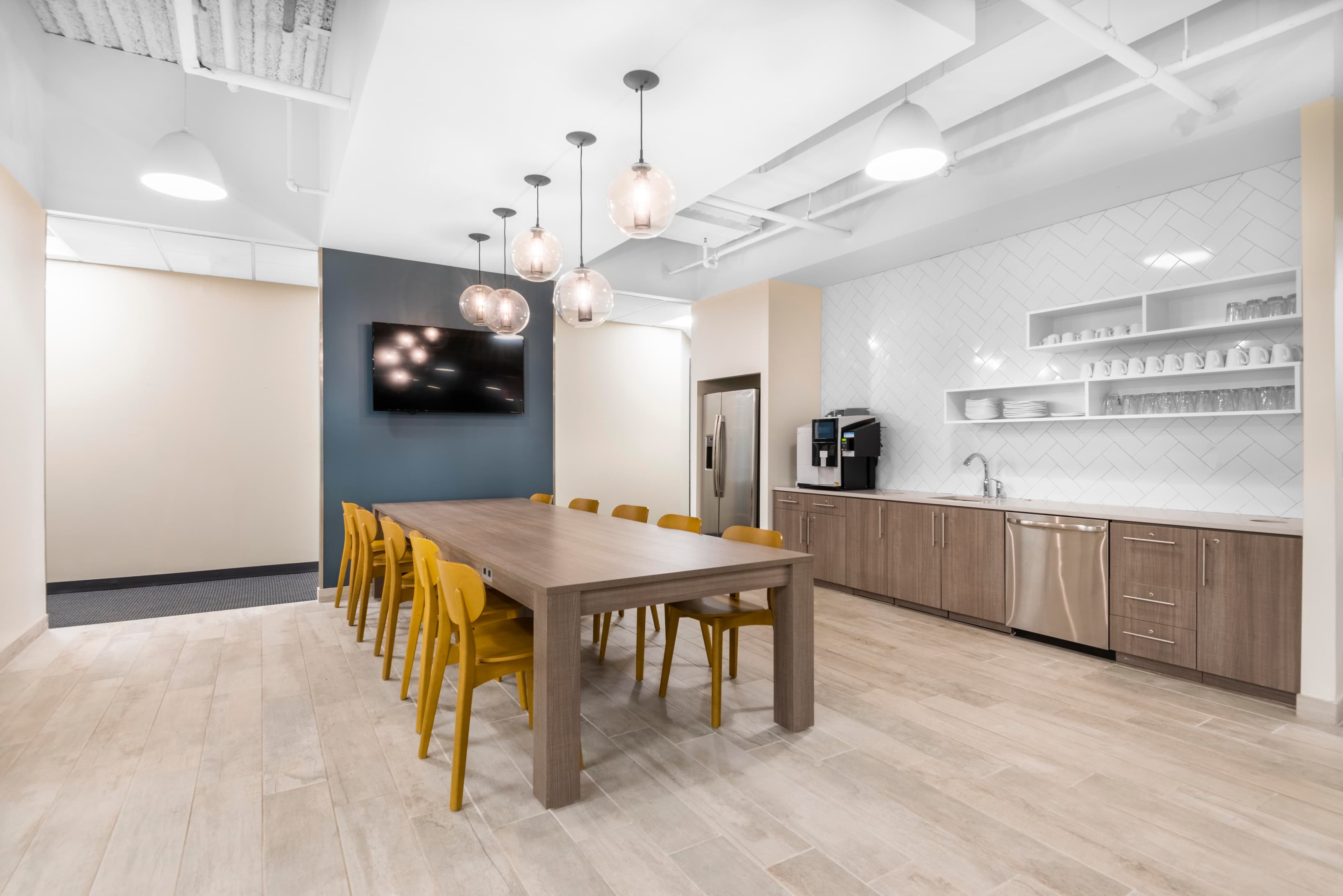 NJ, Short Hills - 830 Morris Turnpike image 5 NJ, Short Hills - 830 Morris Turnpike image 5