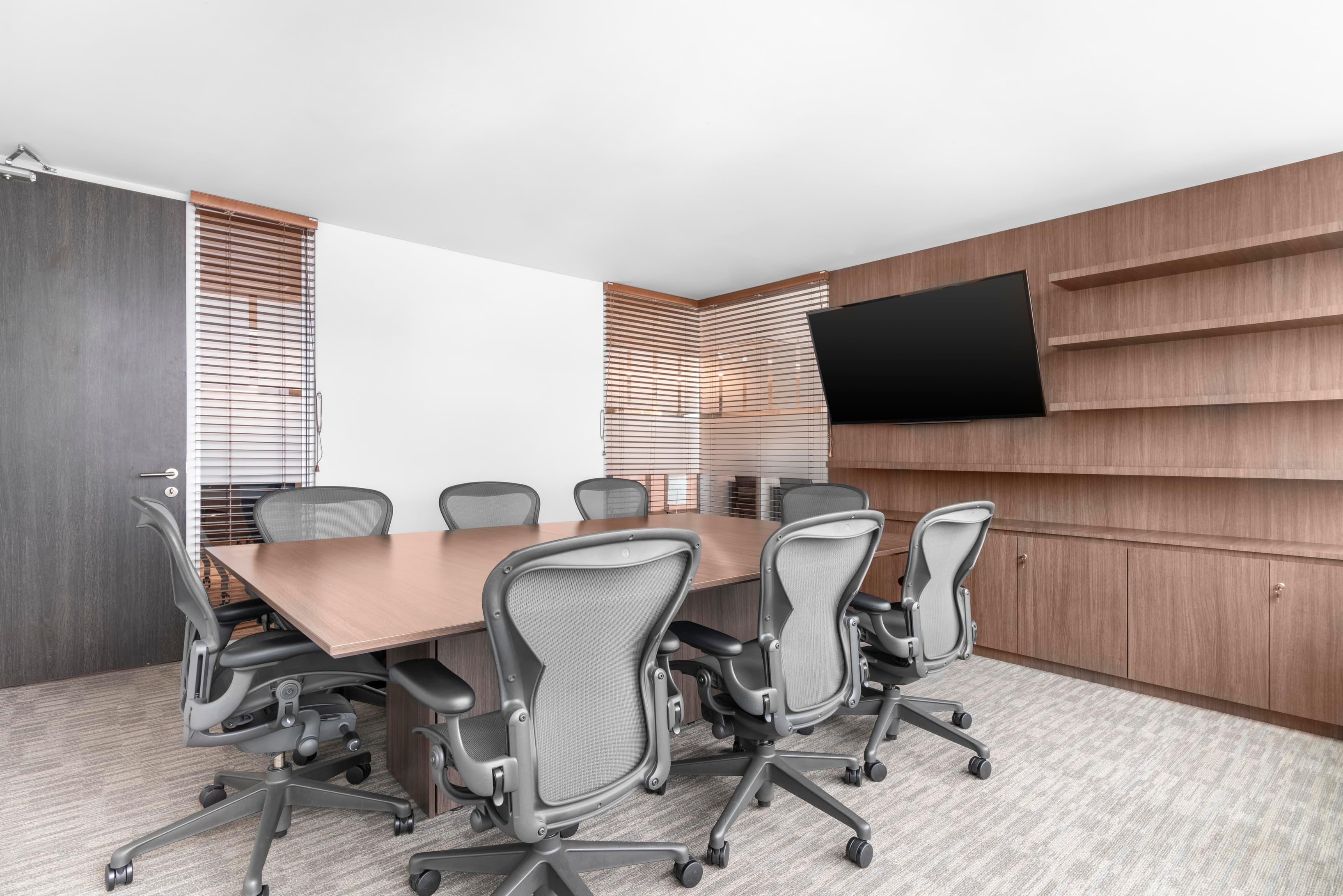 BOGOTA, Aeropuerto Buró 26 image 7