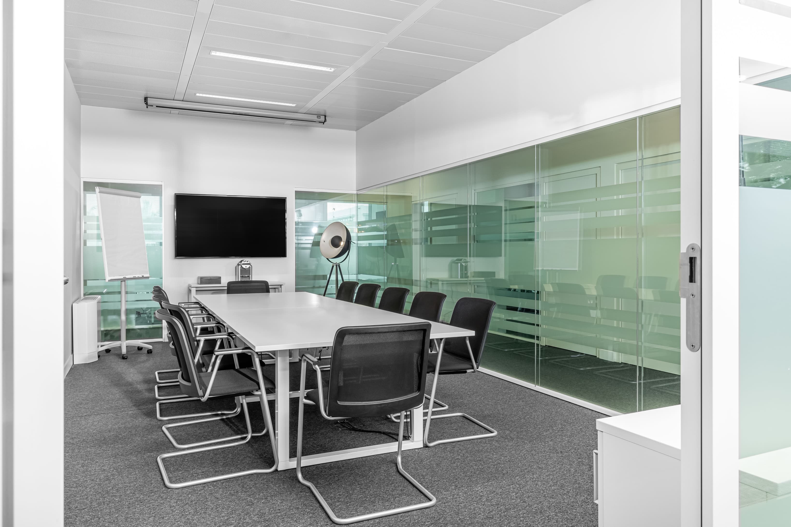 OEIRAS, Lagoas Park image 2