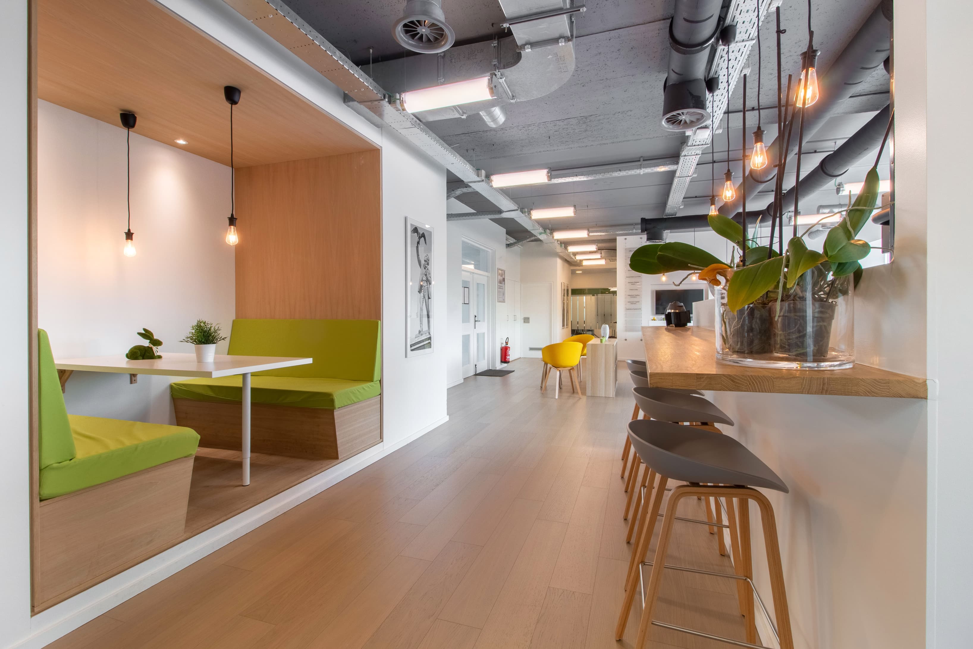 Regus Roeselare West Wing Park image 8