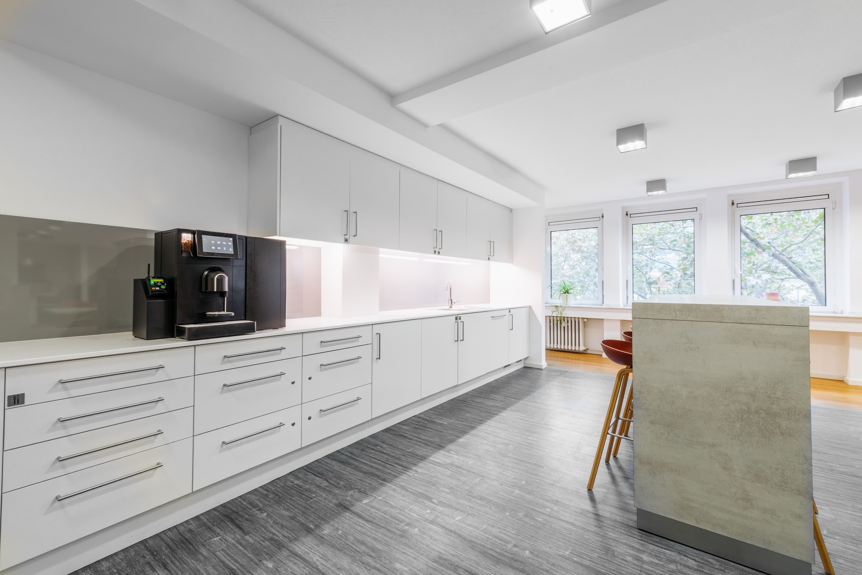 DUSSELDORF, HQ Berliner Allee image 4