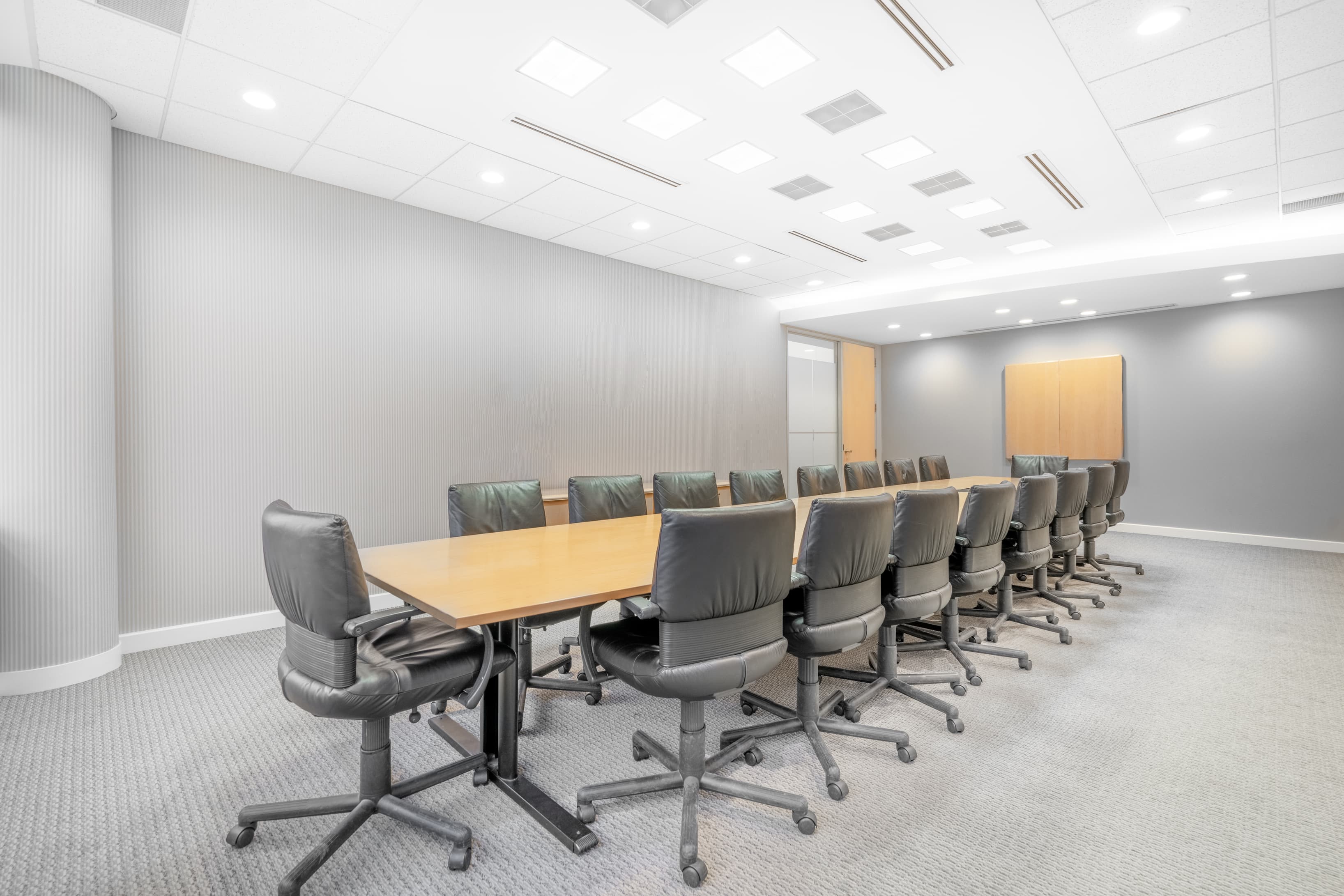 ON, Markham - Trillium Executive Centre image 3