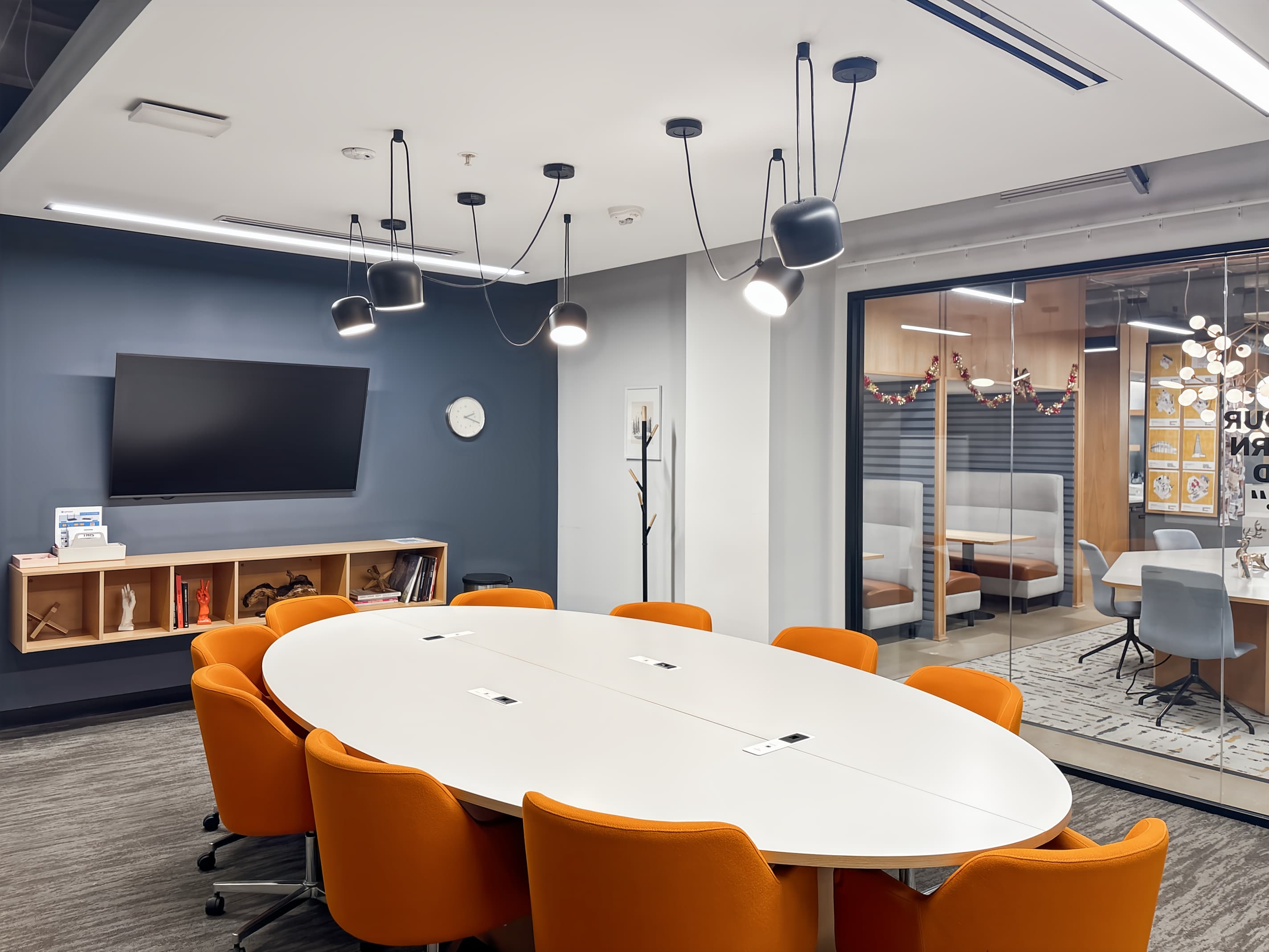 MO, St Louis - Spaces Central West End image 7